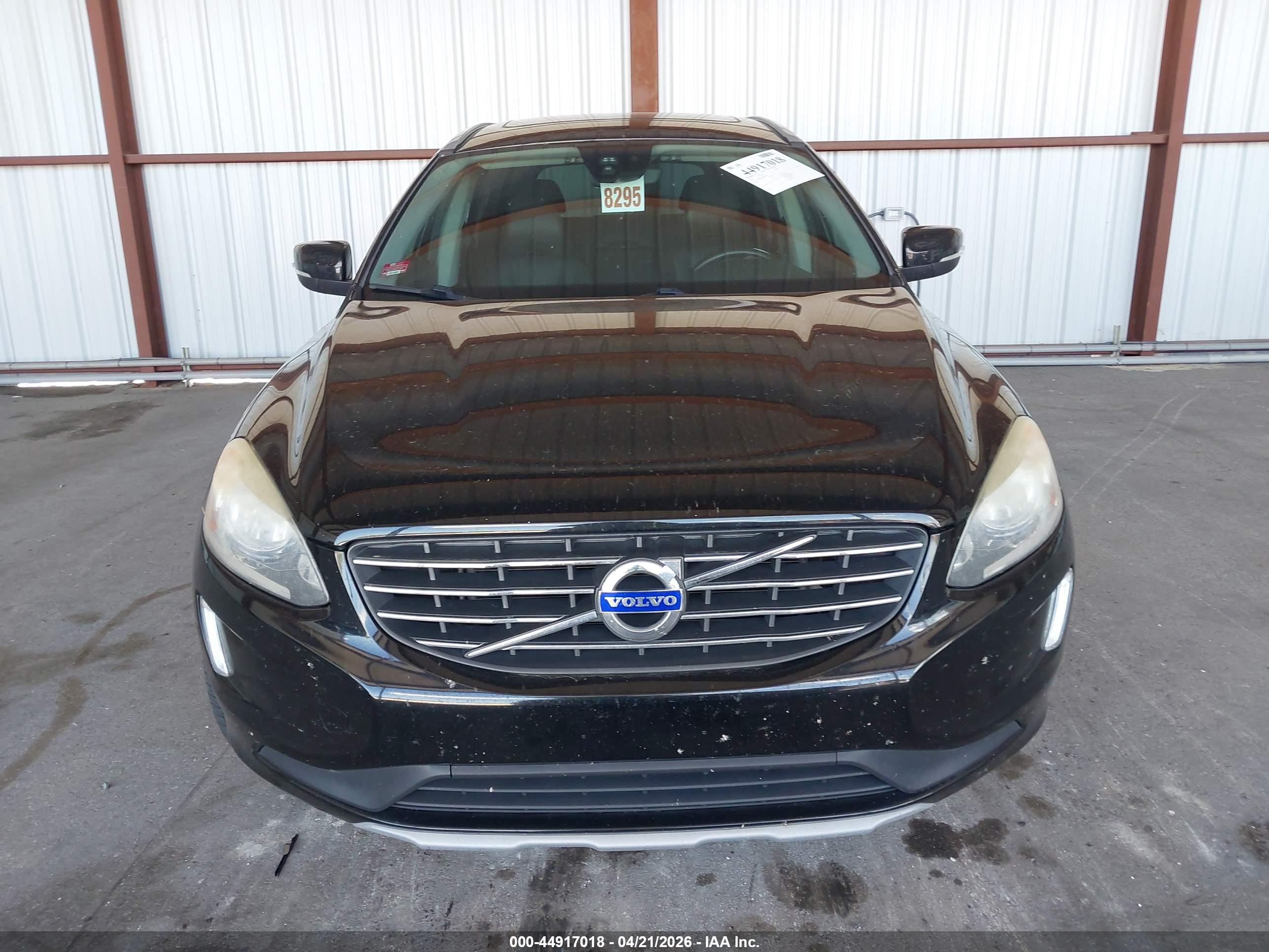 VOLVO XC60 image 6