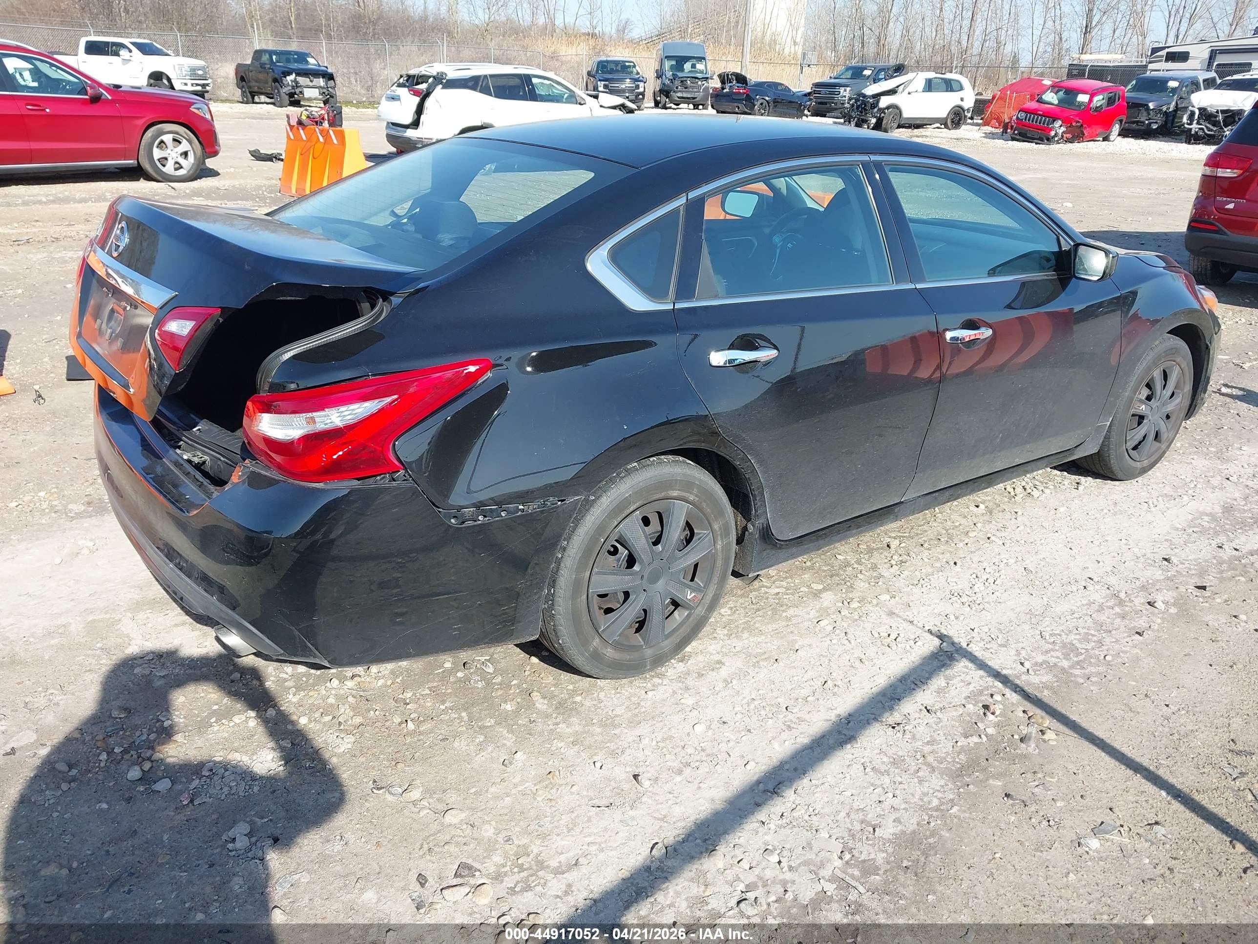 NISSAN ALTIMA image 4