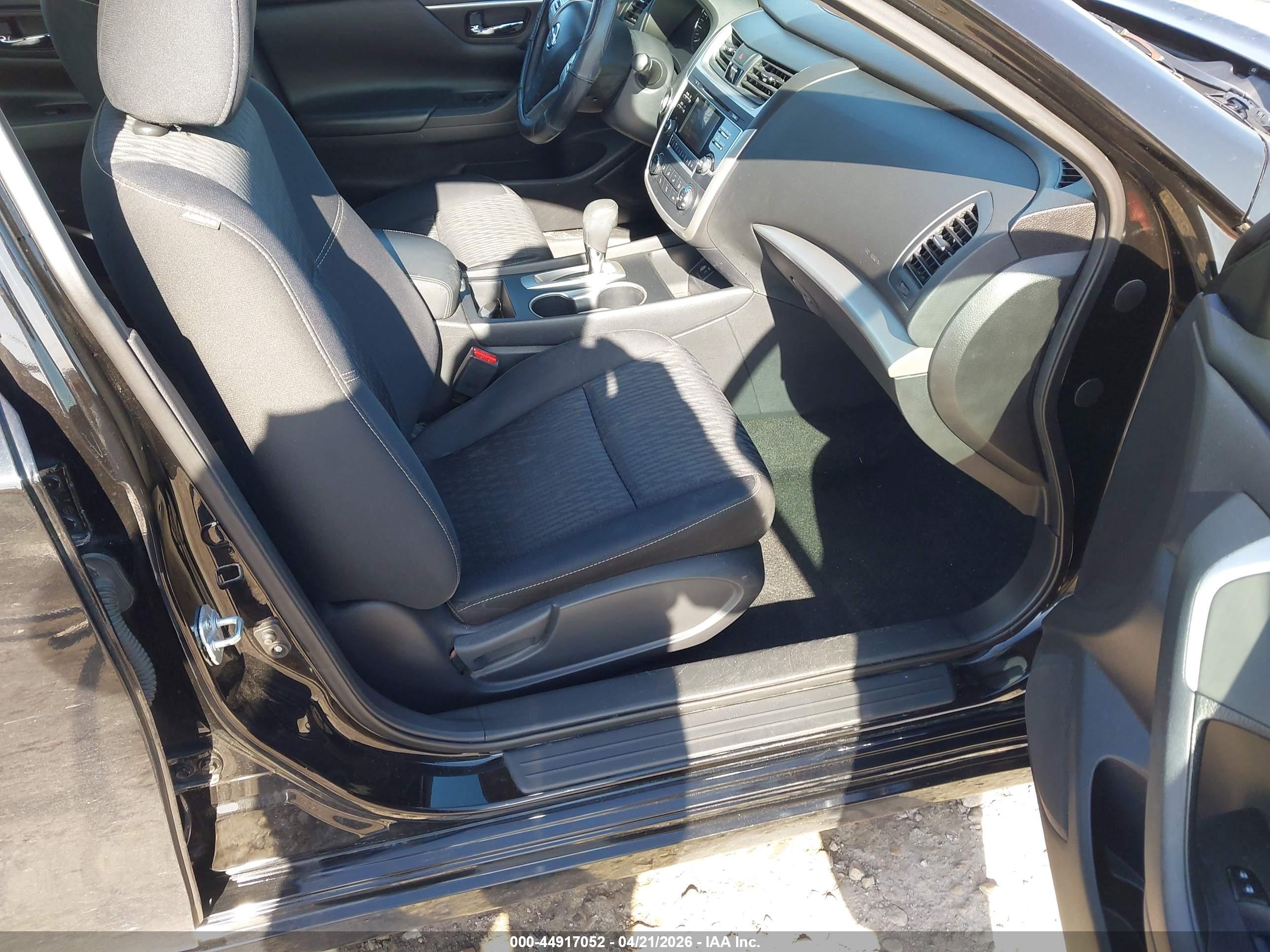 NISSAN ALTIMA image 5