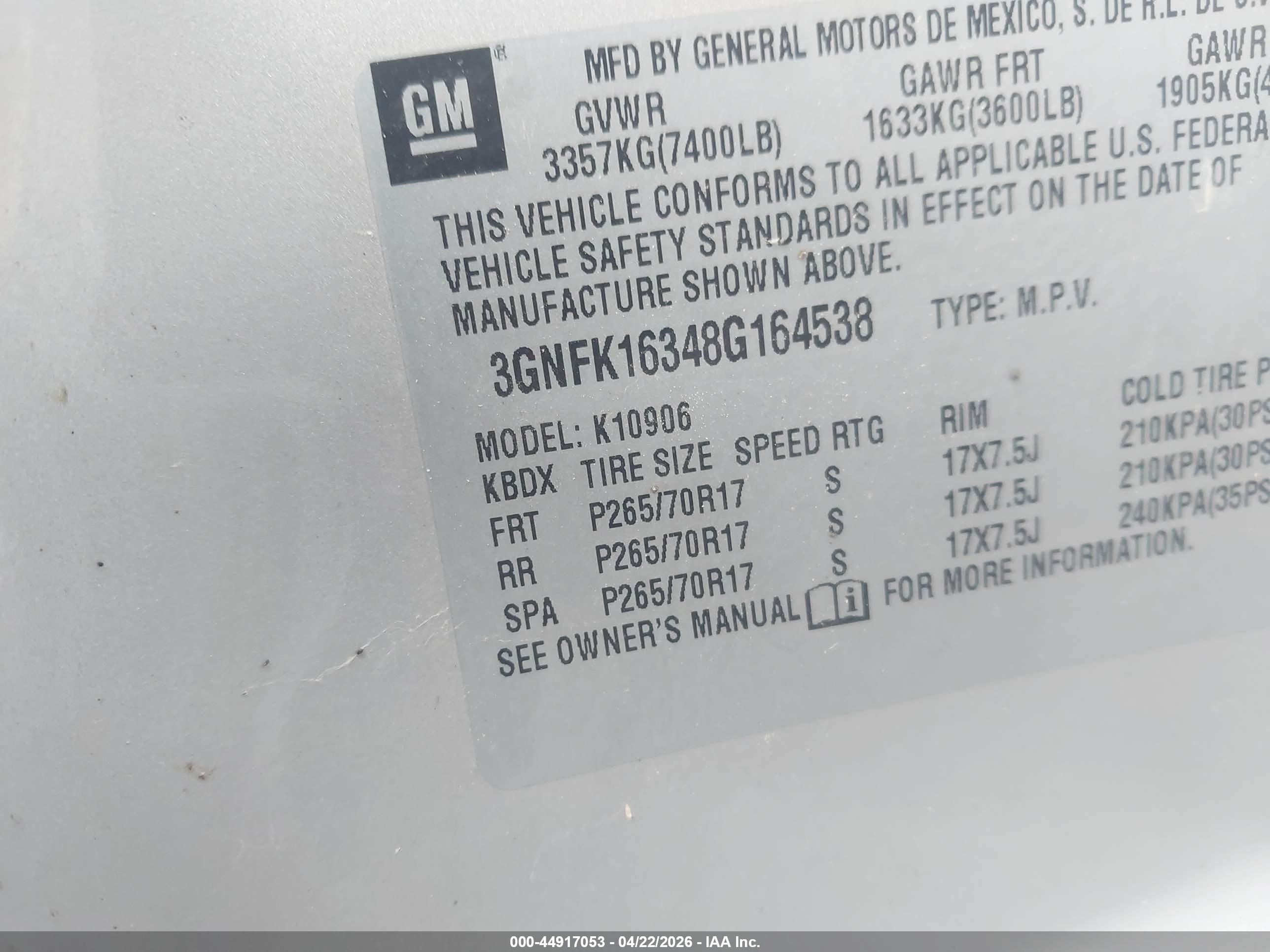 CHEVROLET SUBURBAN image 9