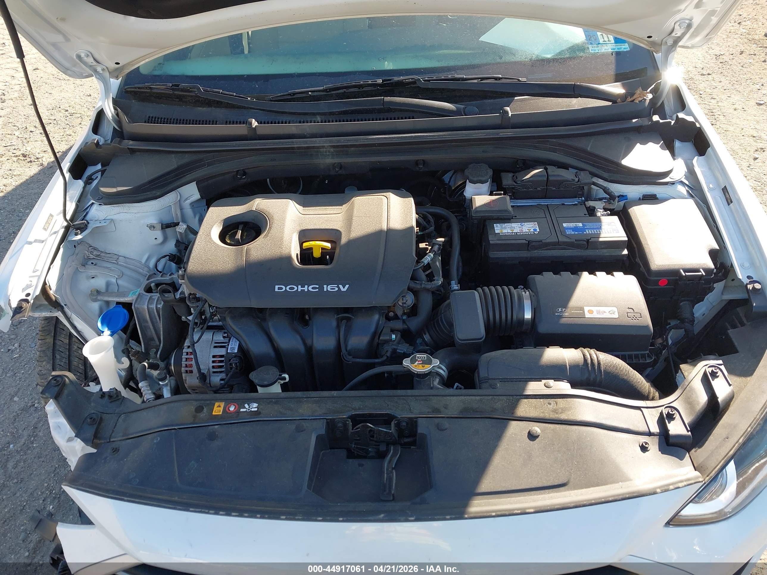 HYUNDAI ELANTRA image 10