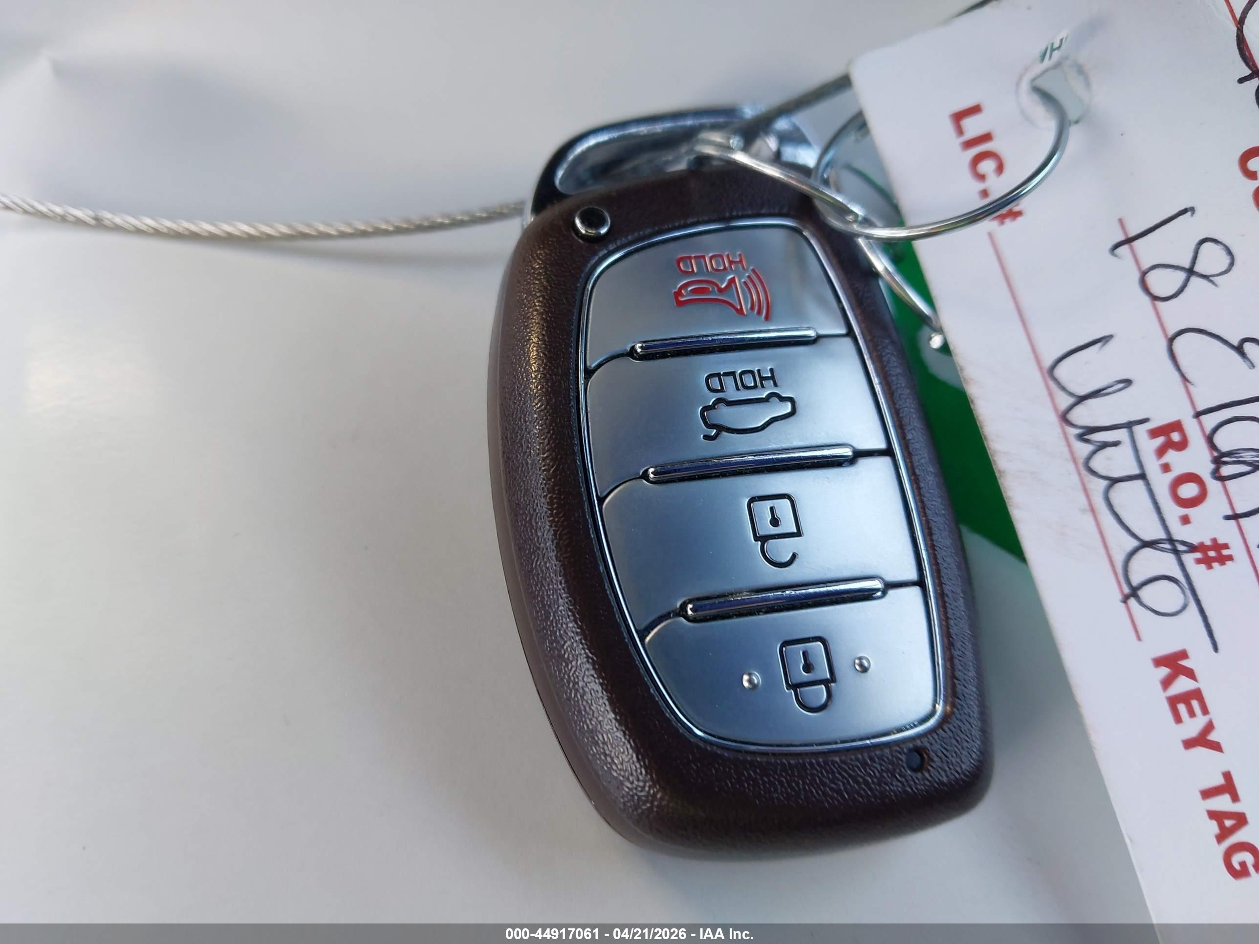 HYUNDAI ELANTRA image 11