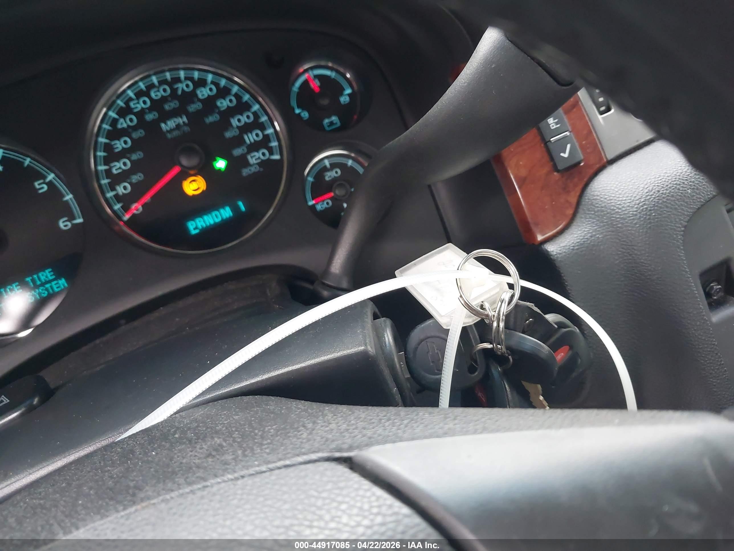 CHEVROLET SILVERADO image 11