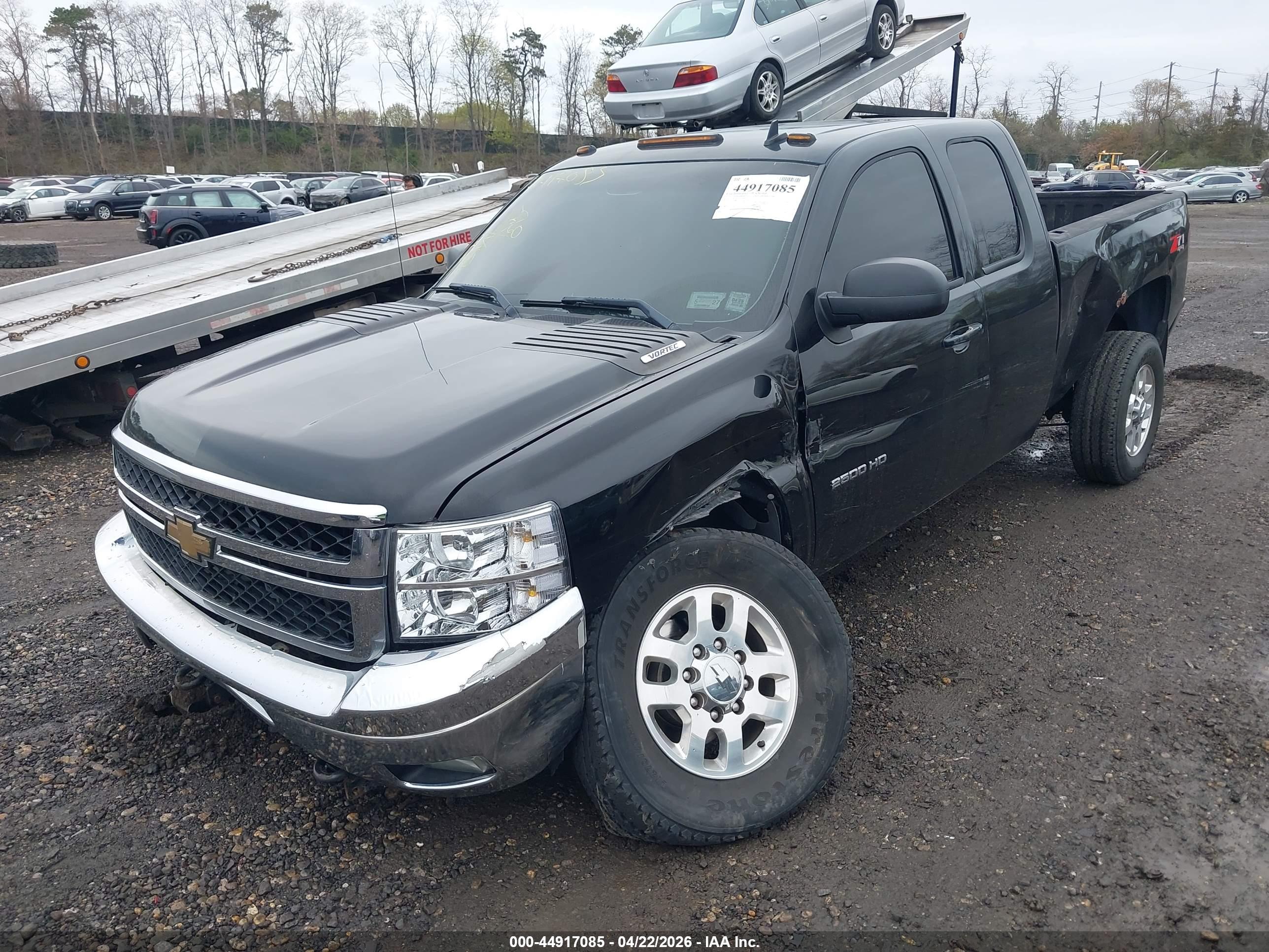 CHEVROLET SILVERADO image 2