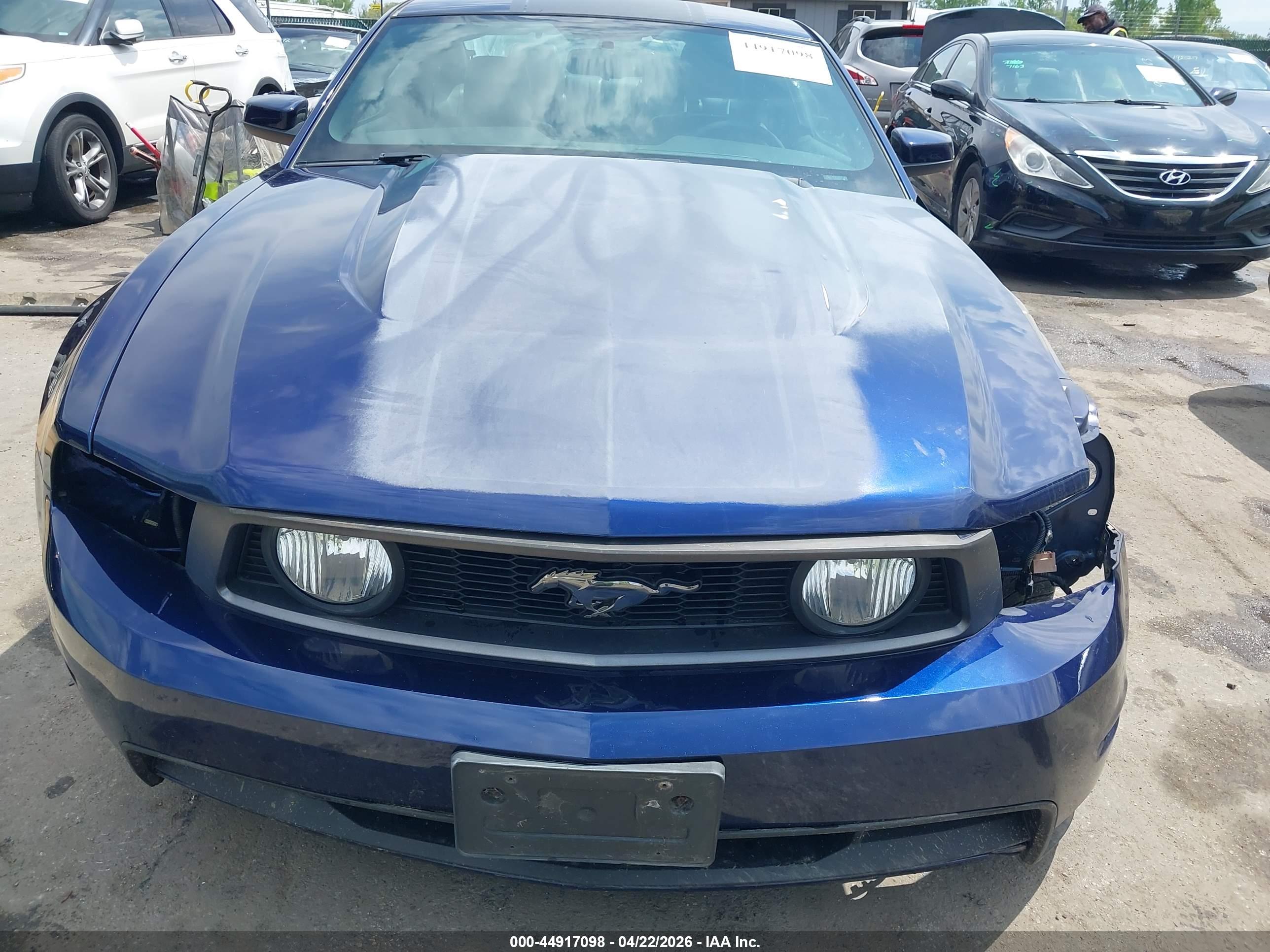 FORD MUSTANG image 6