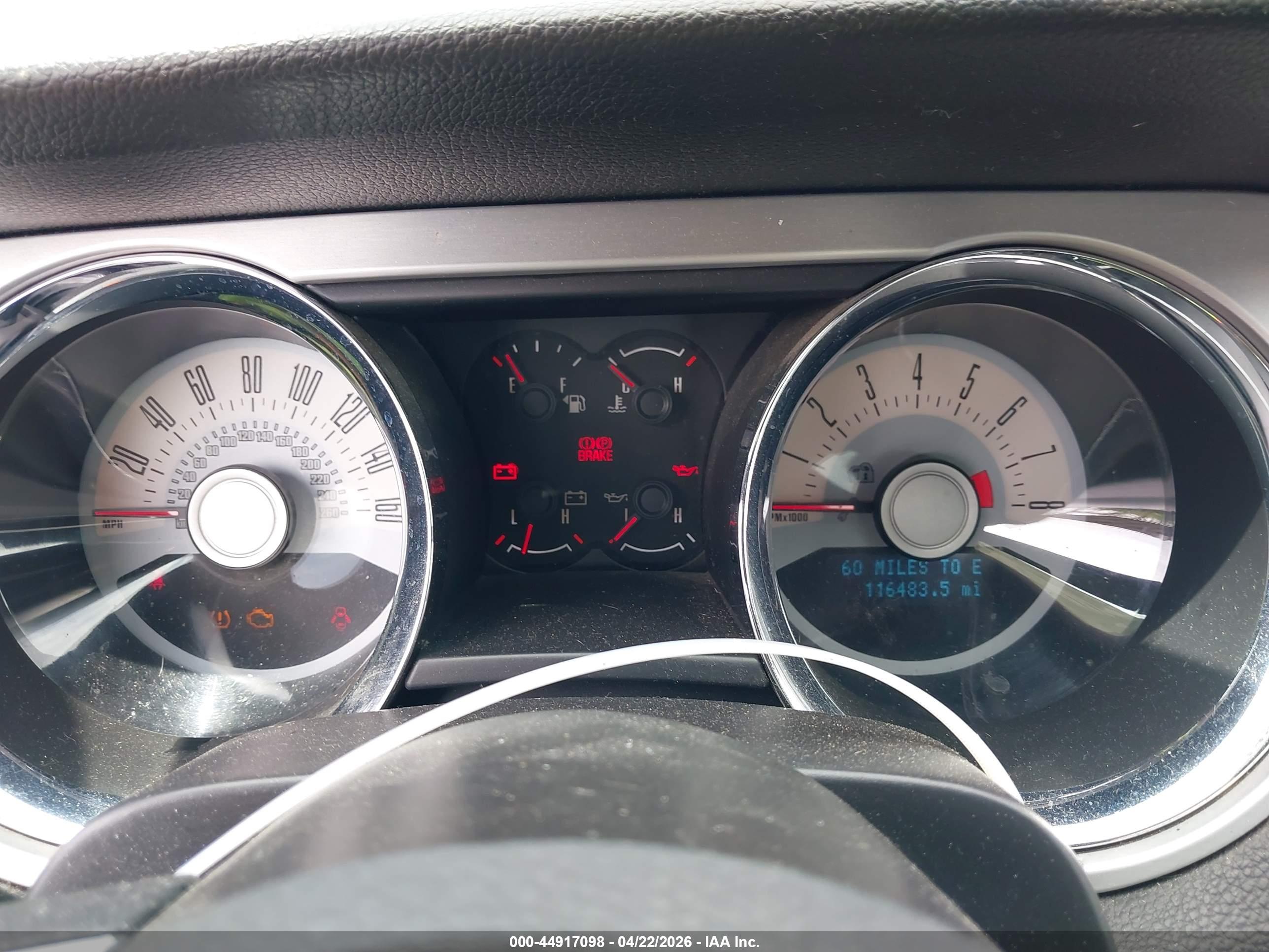 FORD MUSTANG image 7