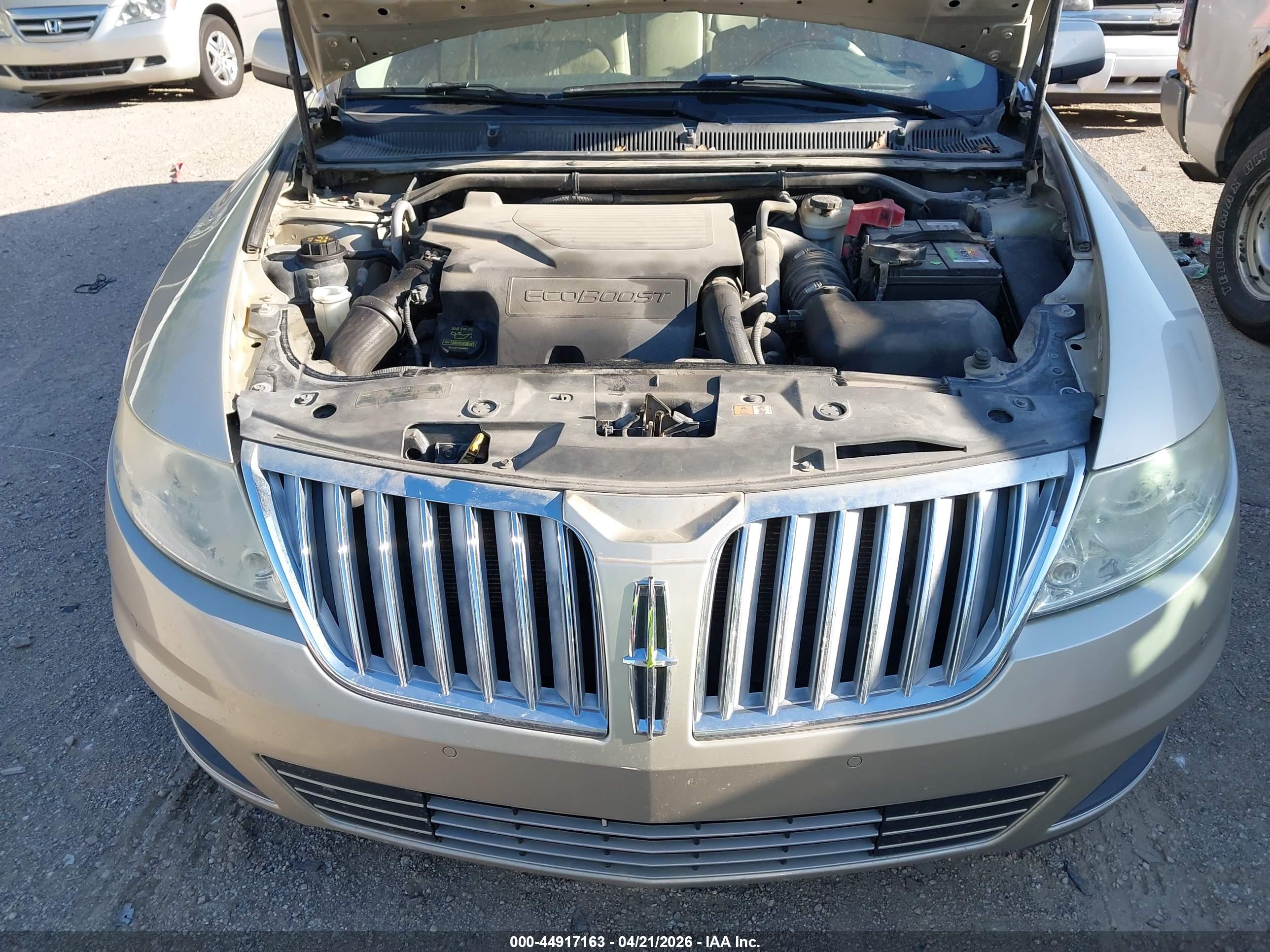 LINCOLN MKS image 10