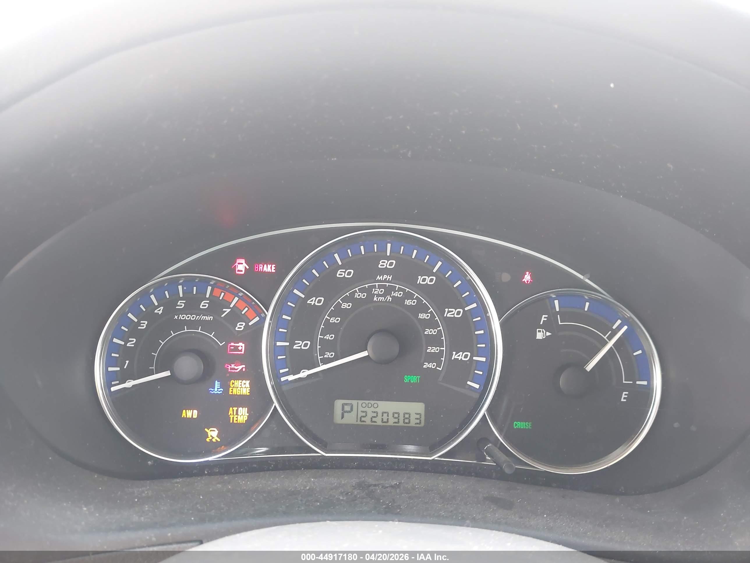 SUBARU FORESTER image 7