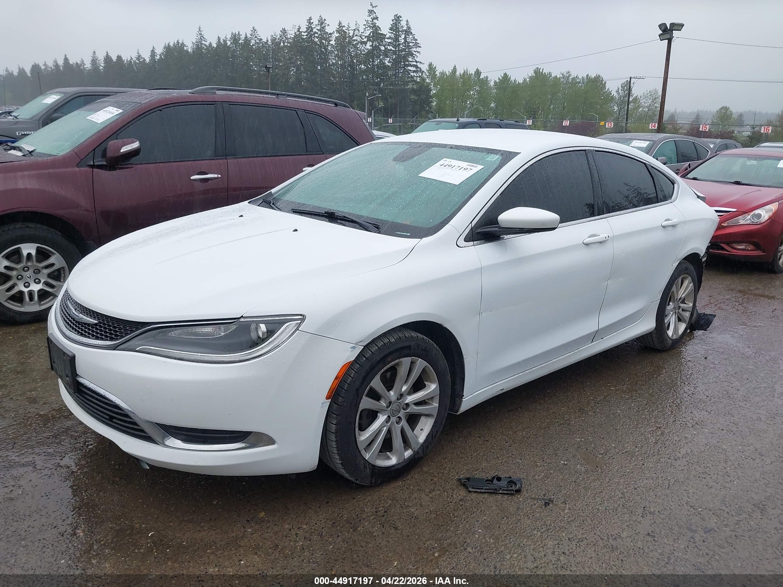 CHRYSLER 200 image 2