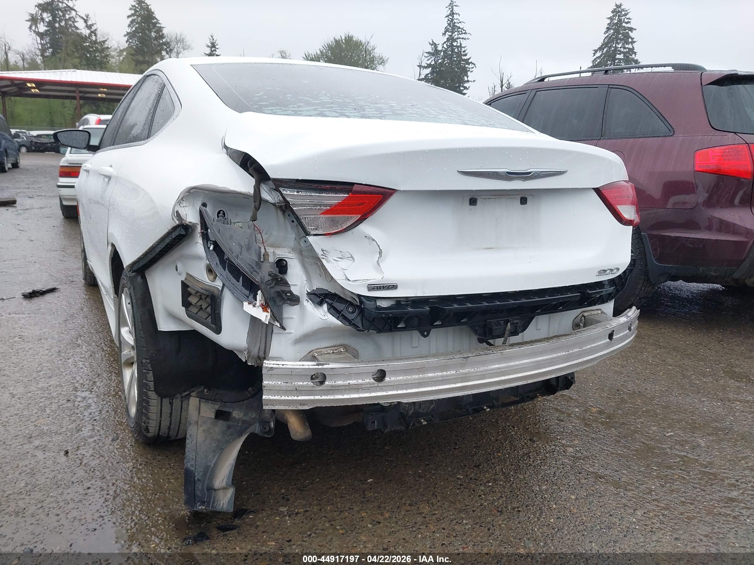 CHRYSLER 200 image 6