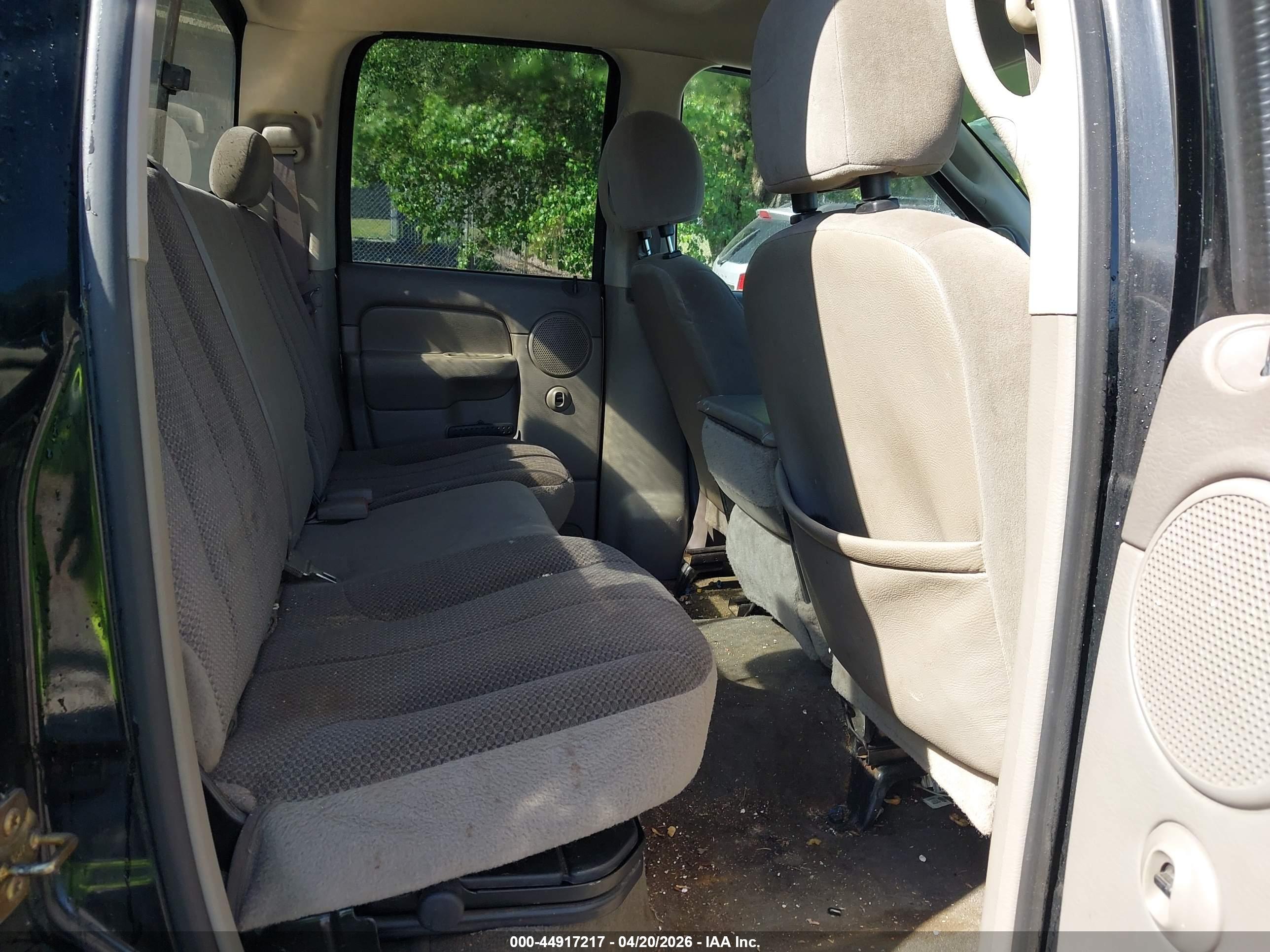 DODGE RAM image 8