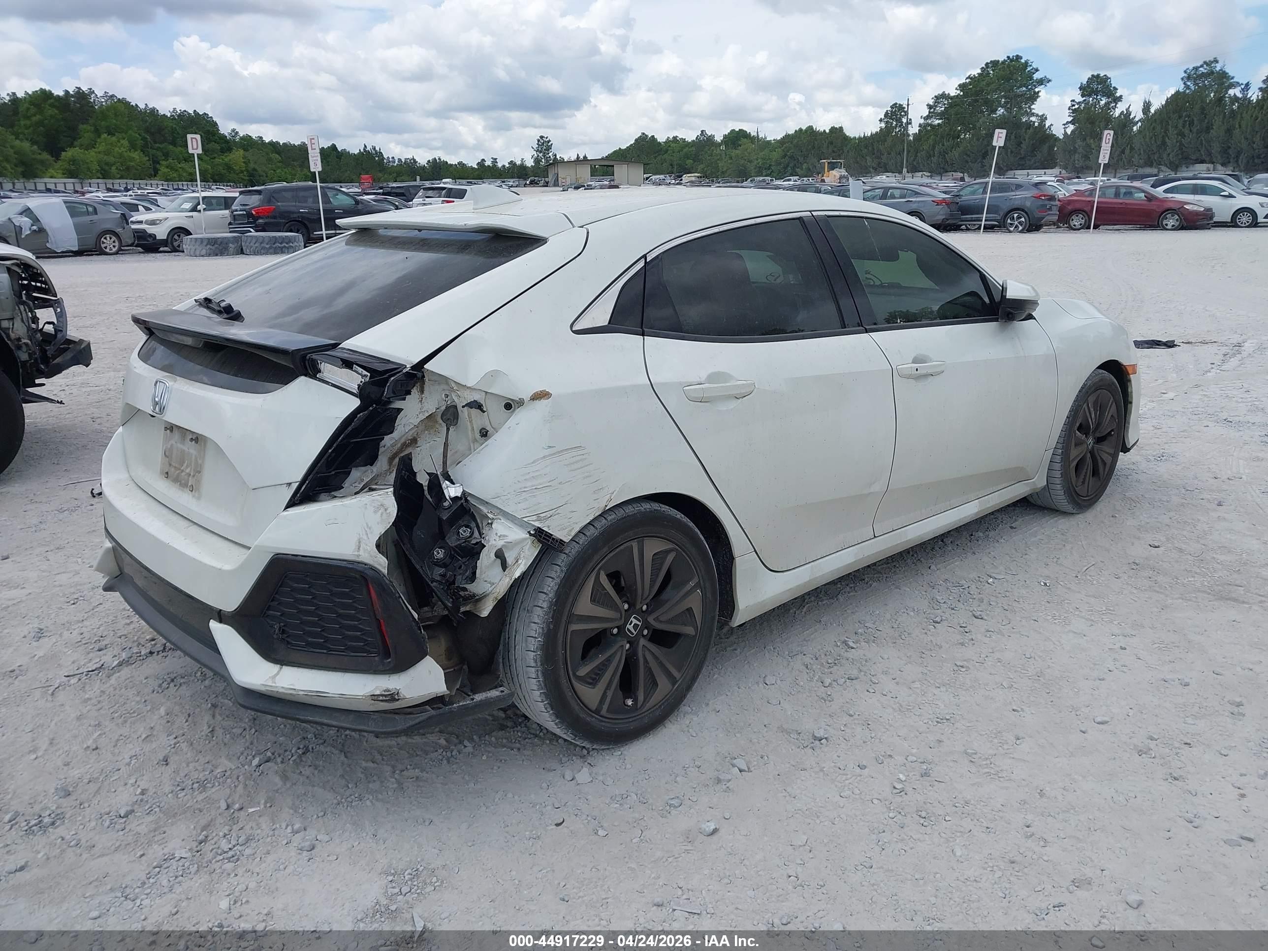 HONDA CIVIC image 4