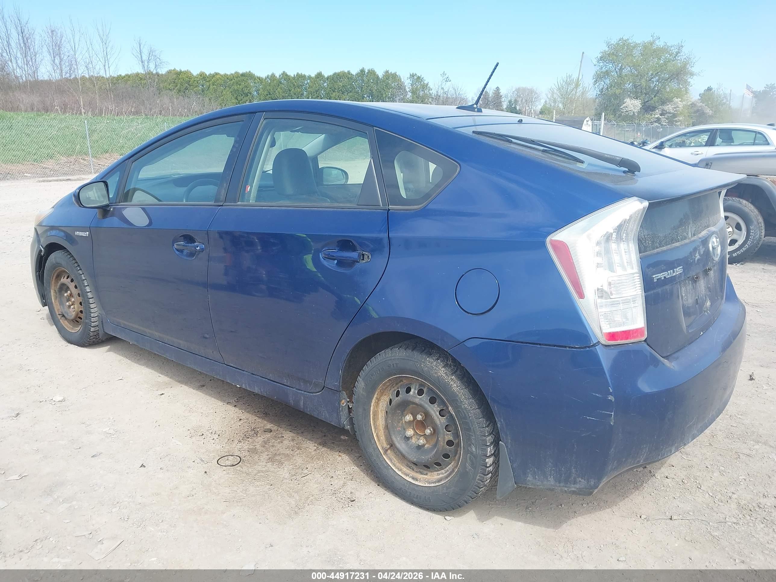 TOYOTA PRIUS image 3