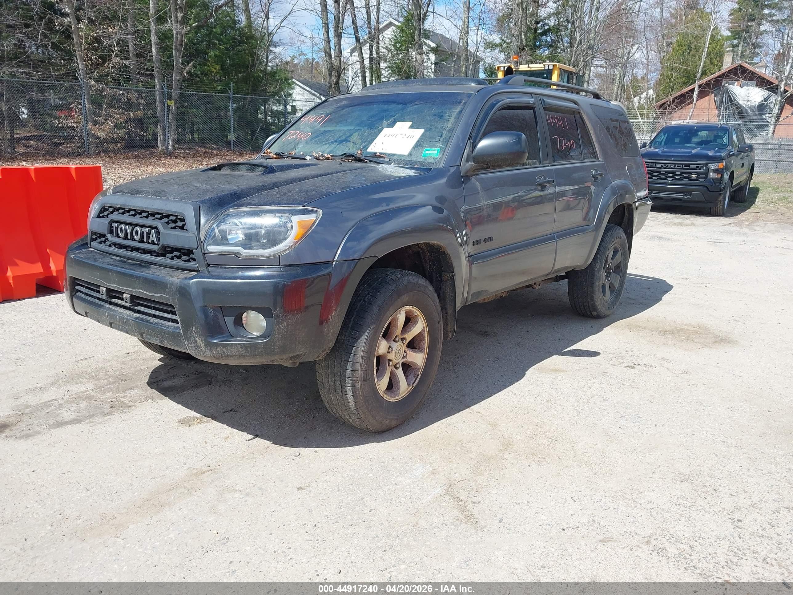 TOYOTA 4RUNNER image 2