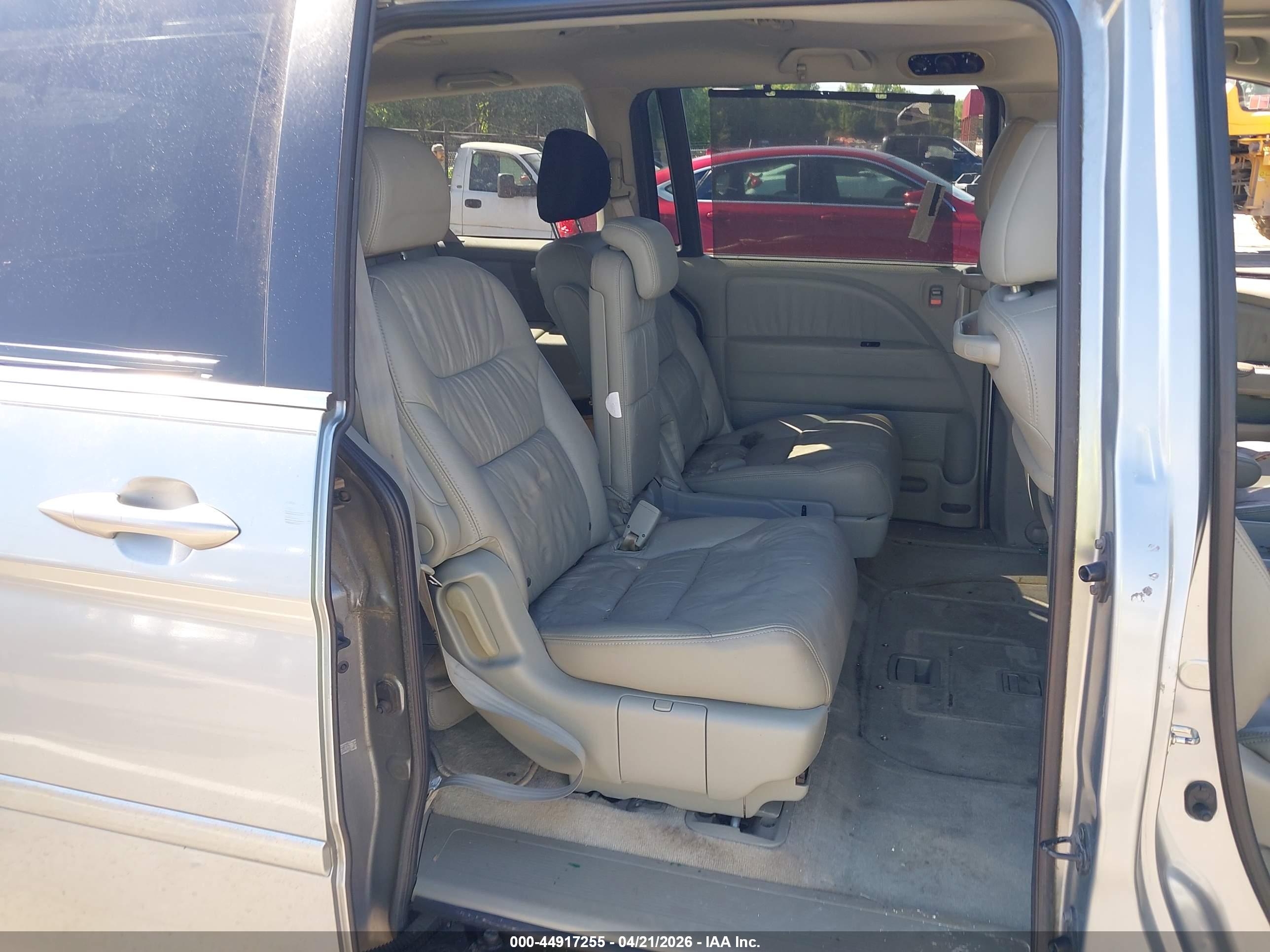 HONDA ODYSSEY image 8