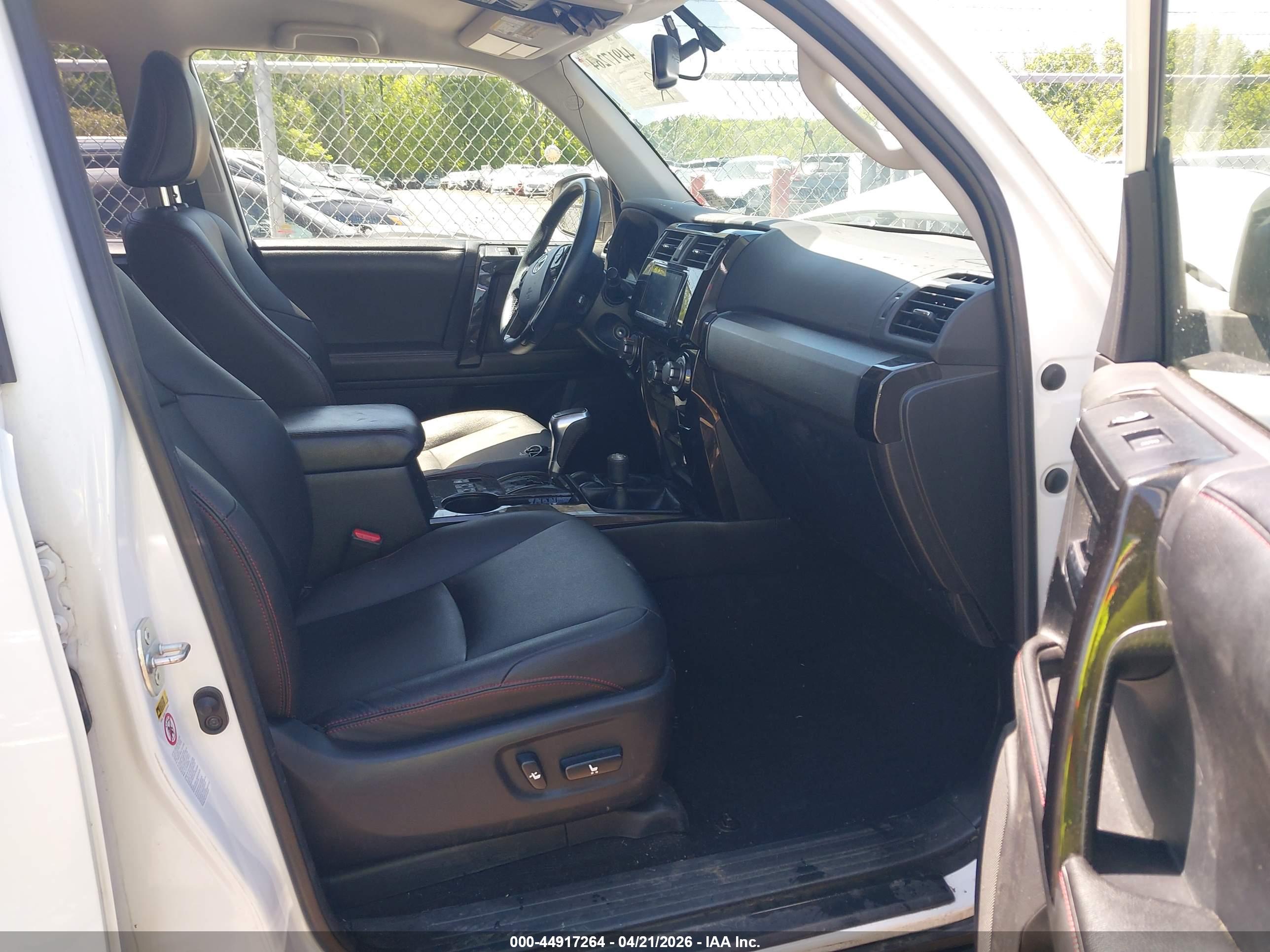 TOYOTA 4RUNNER image 5