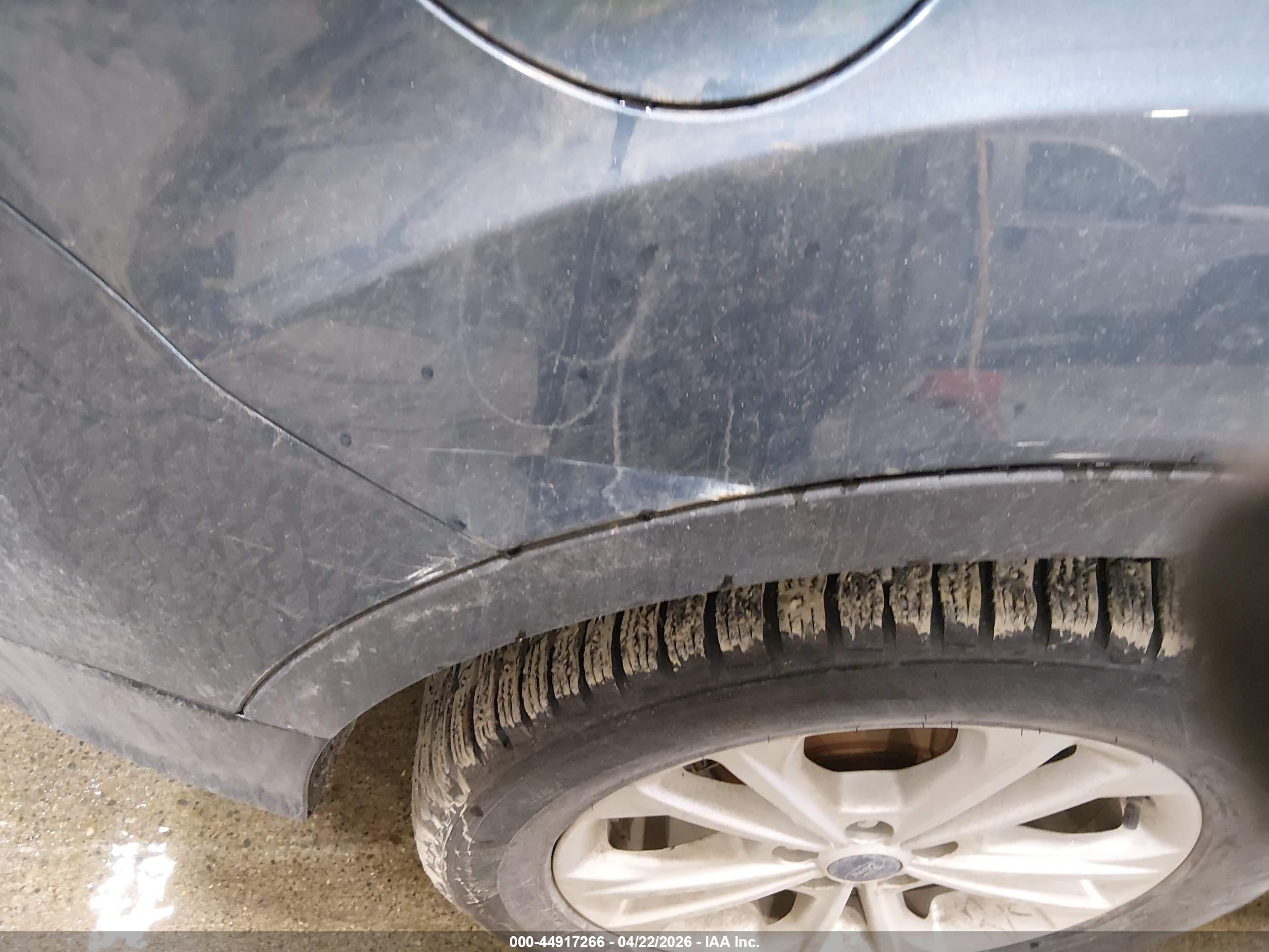 FORD ESCAPE image 6