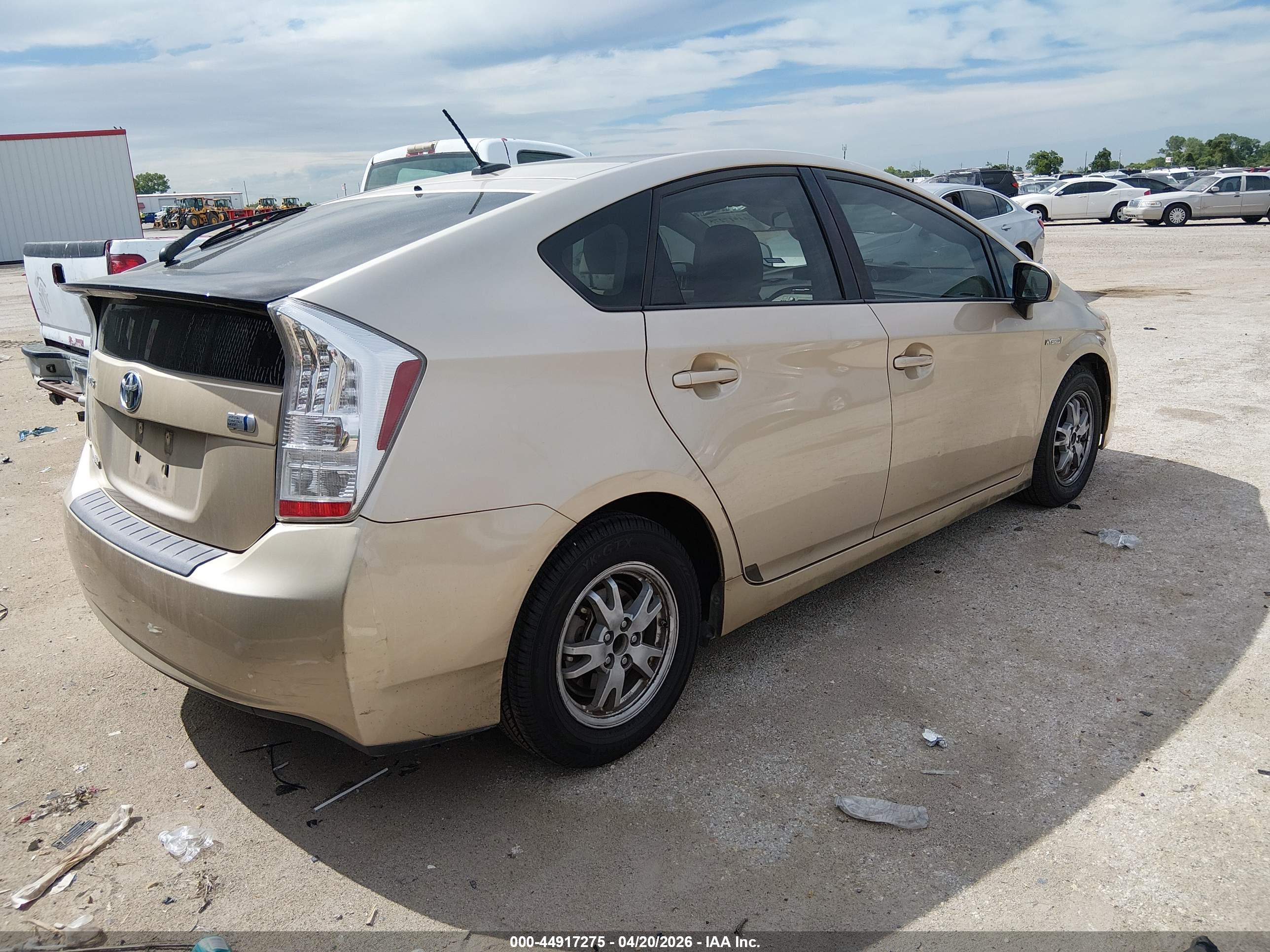 TOYOTA PRIUS image 4