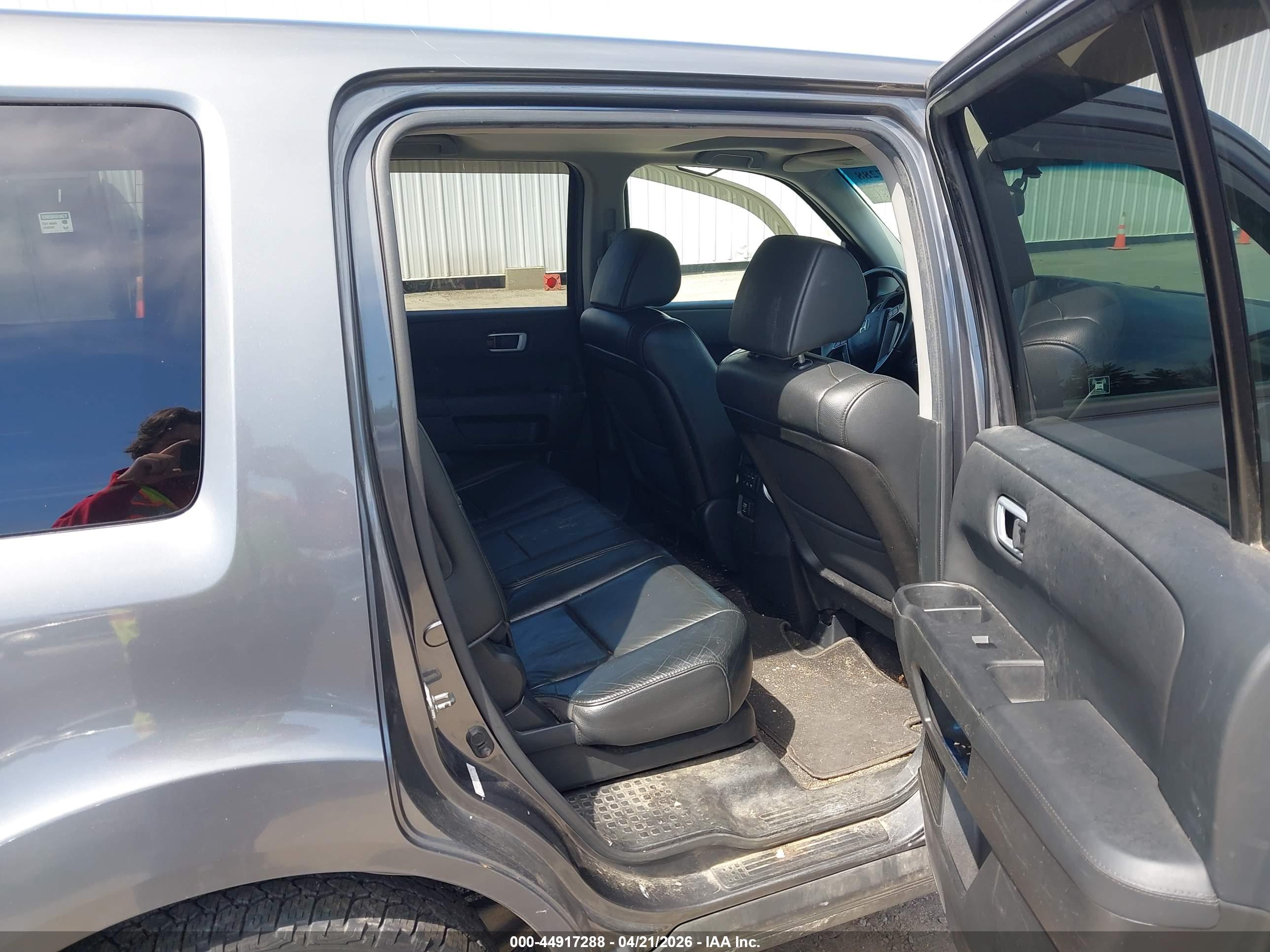 HONDA PILOT image 8