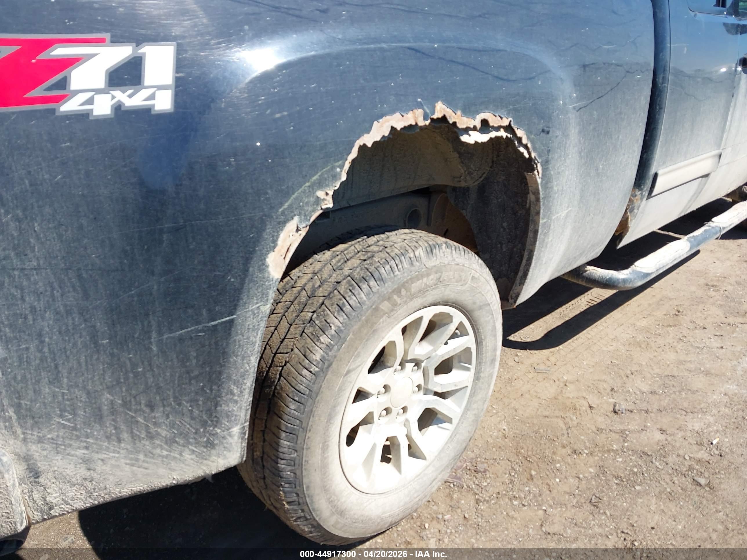 GMC SIERRA image 6