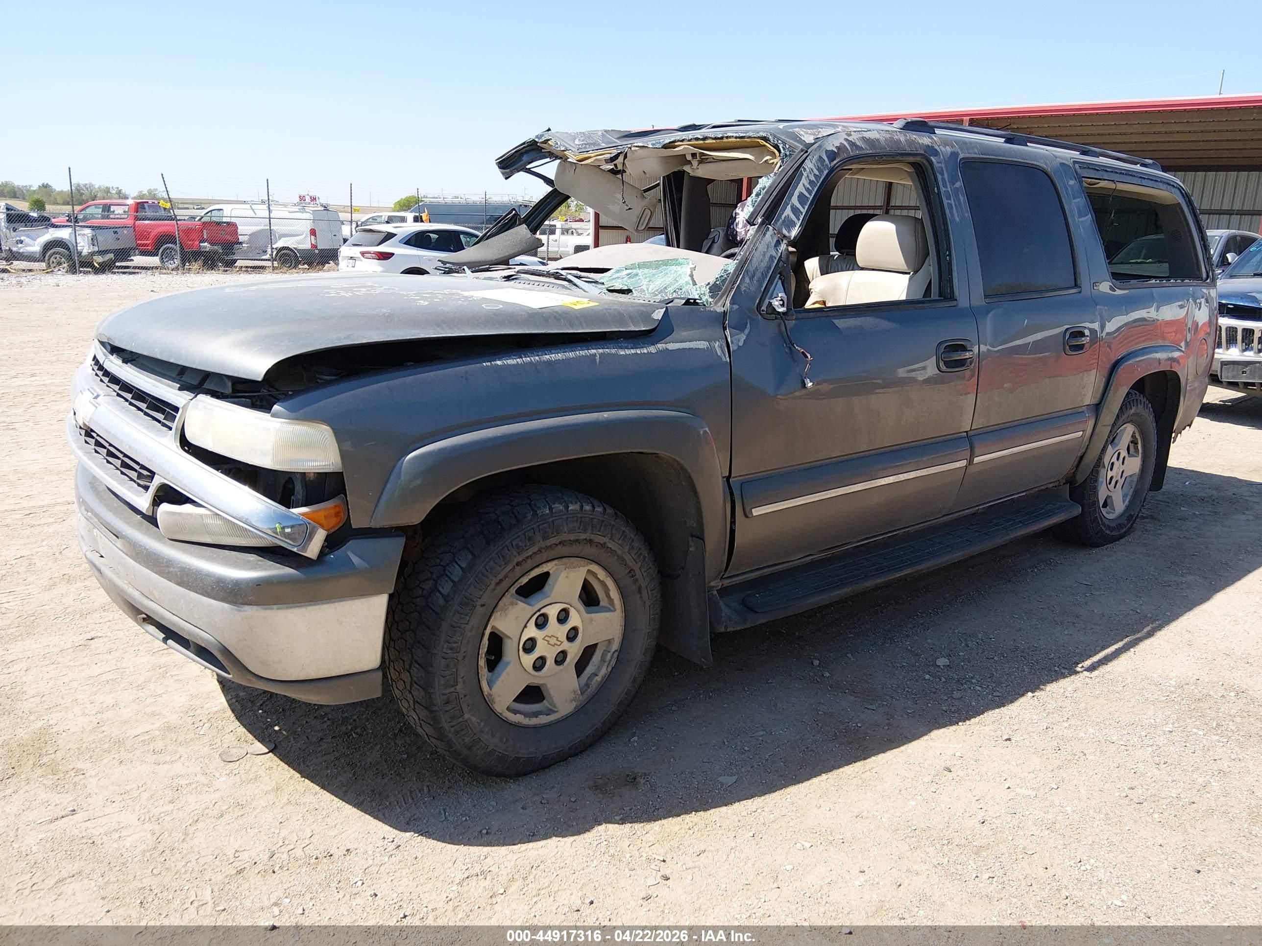 CHEVROLET SUBURBAN image 2