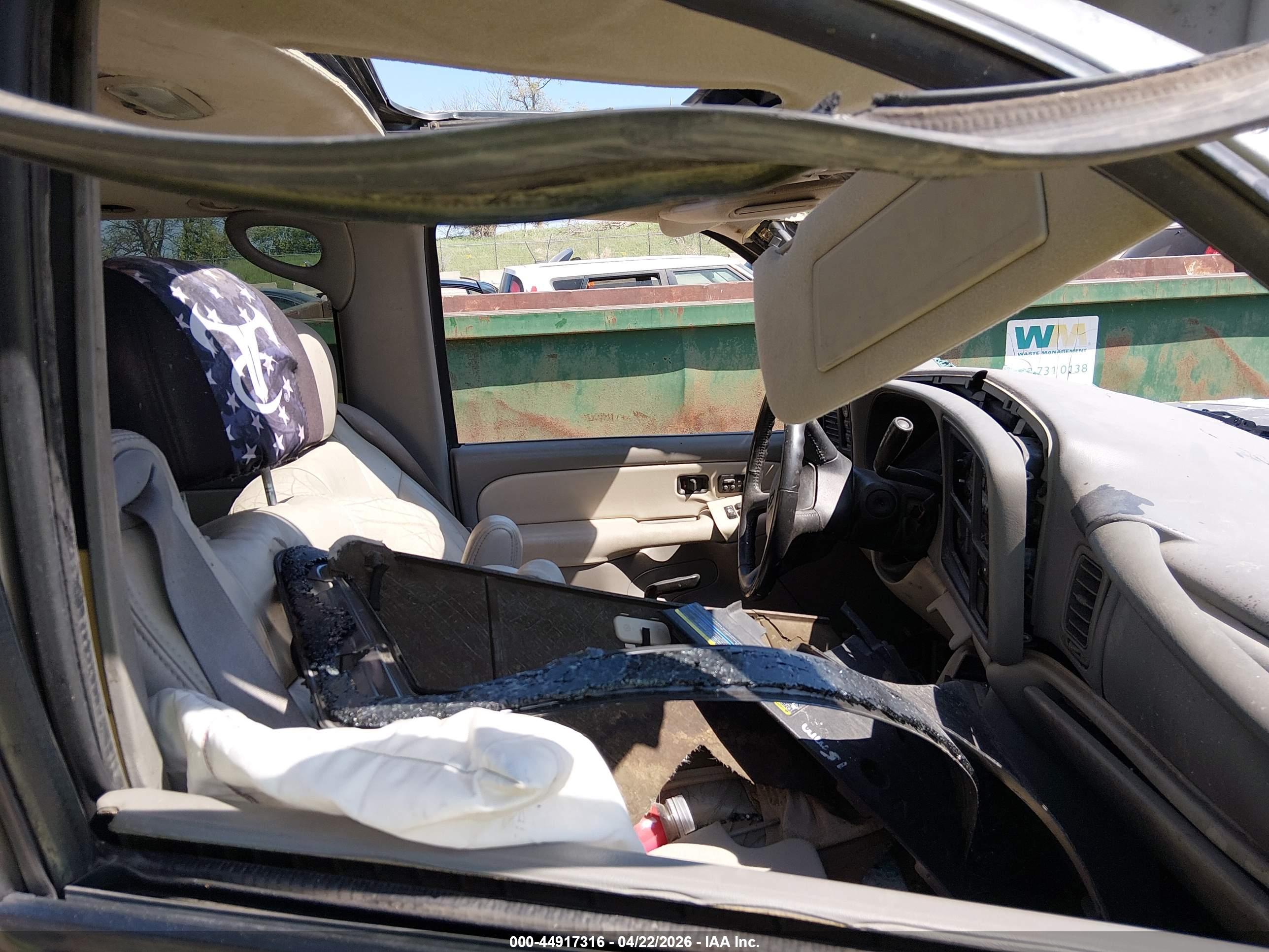 CHEVROLET SUBURBAN image 5