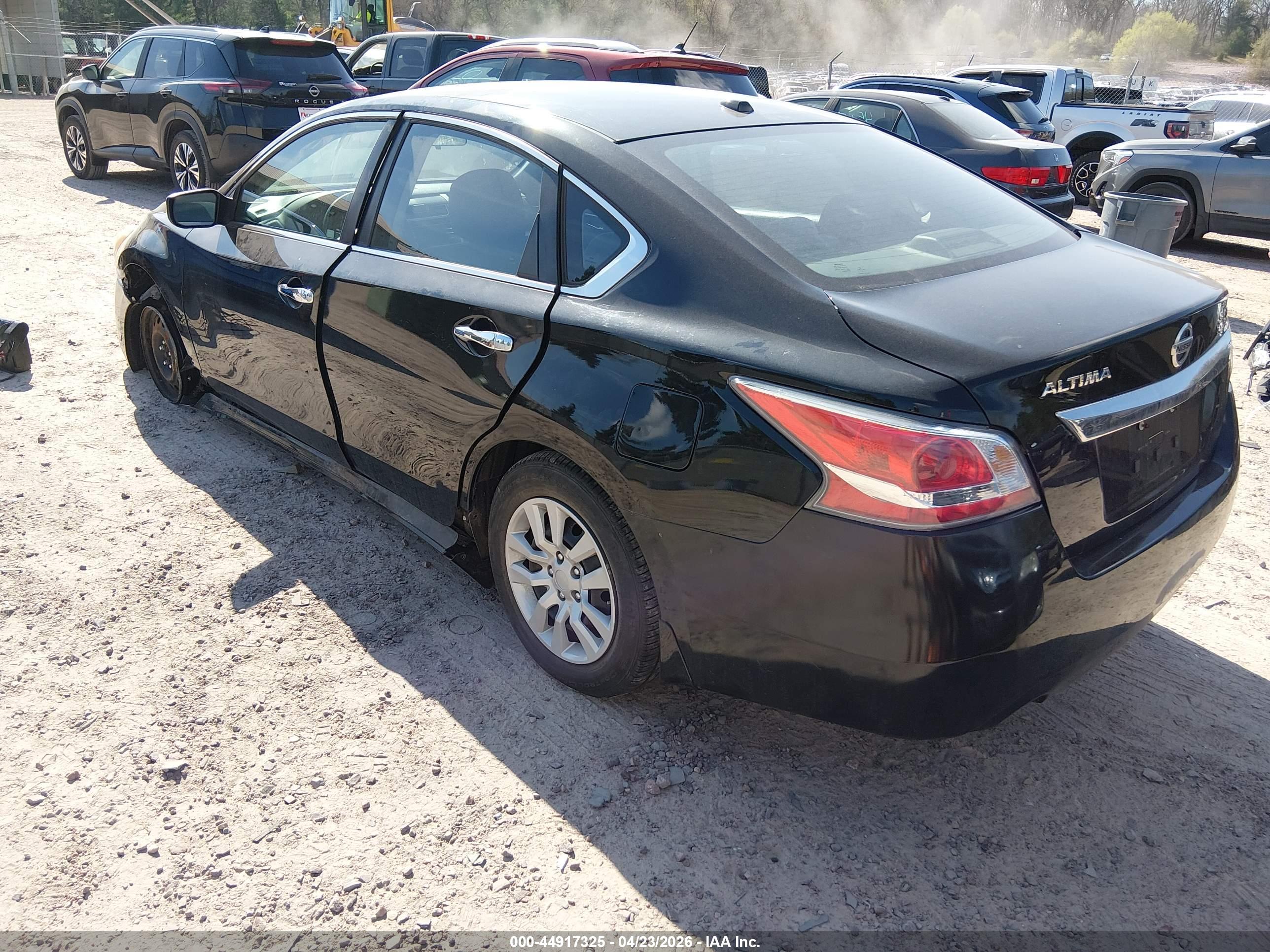 NISSAN ALTIMA image 3