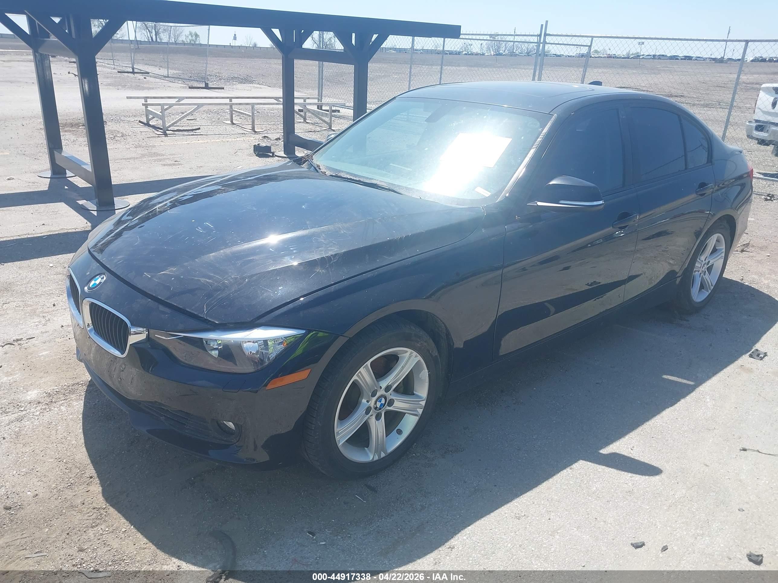 BMW 328I image 2