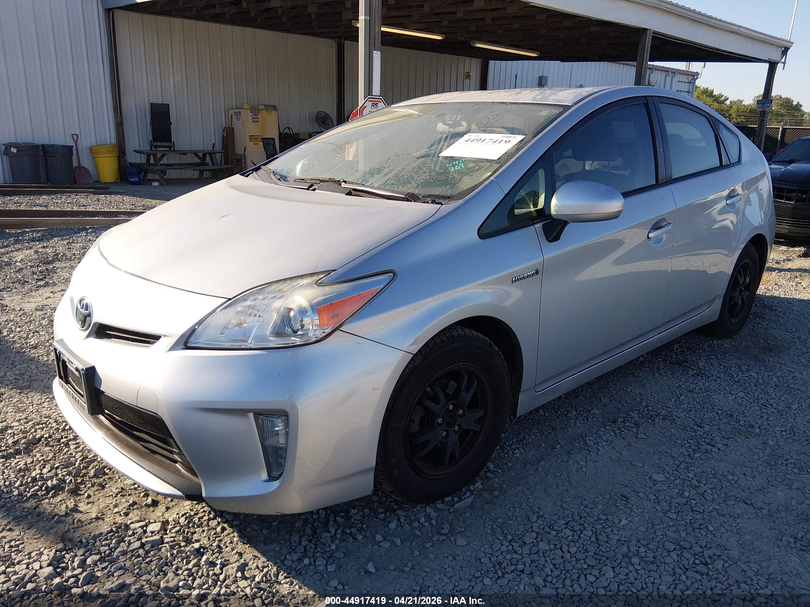 TOYOTA PRIUS image 2