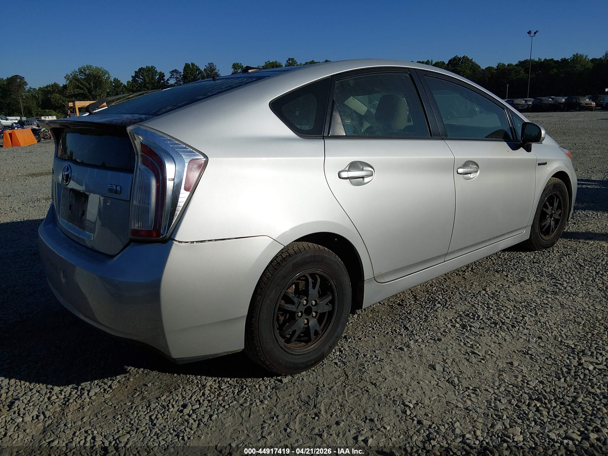 TOYOTA PRIUS image 4