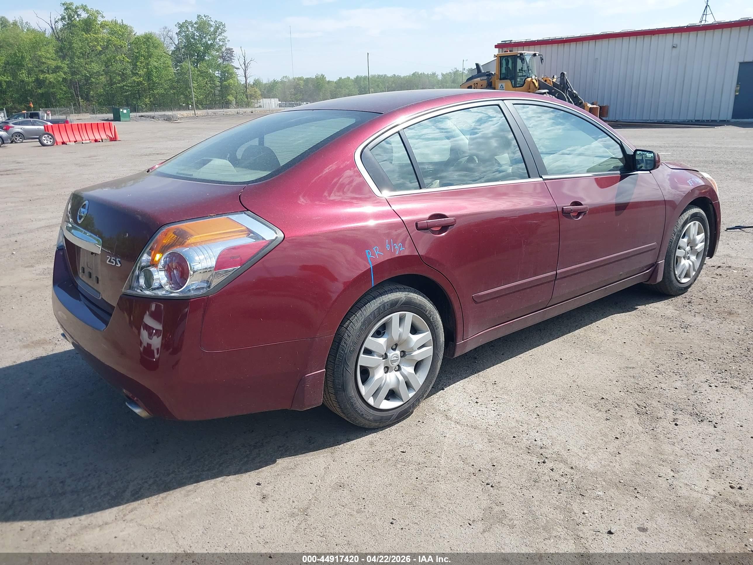 NISSAN ALTIMA image 4