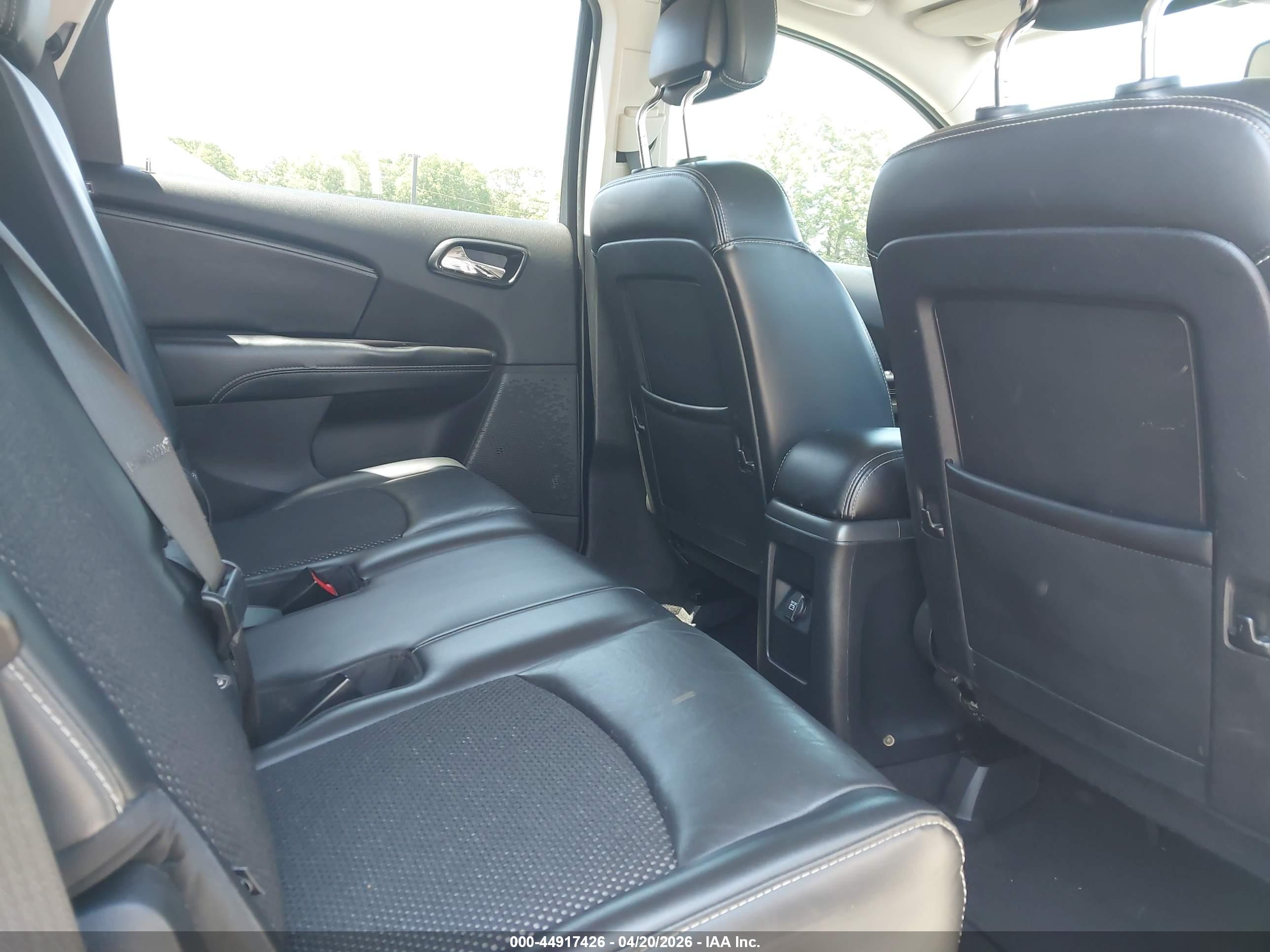 DODGE JOURNEY image 8