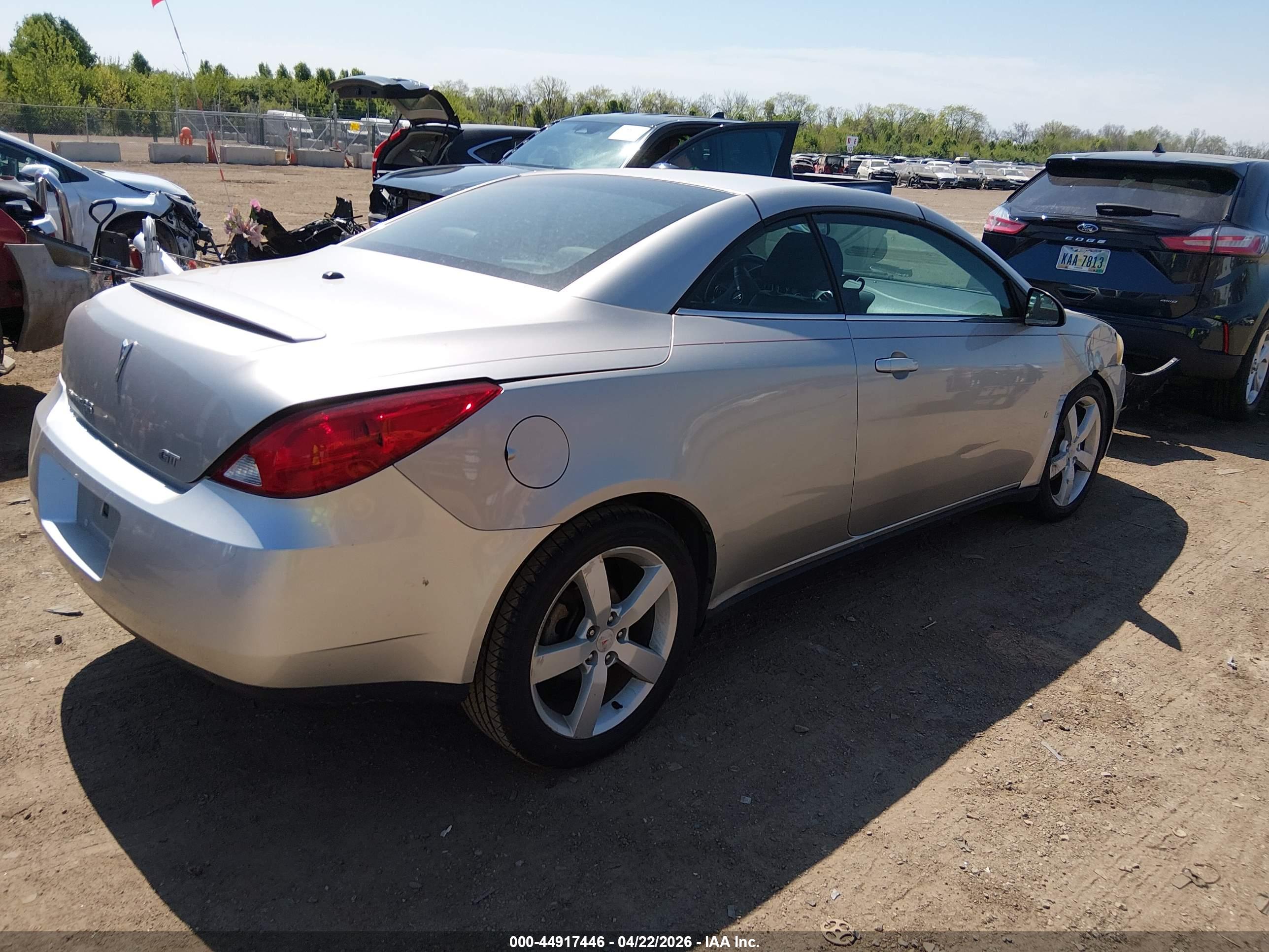 PONTIAC G6 image 4
