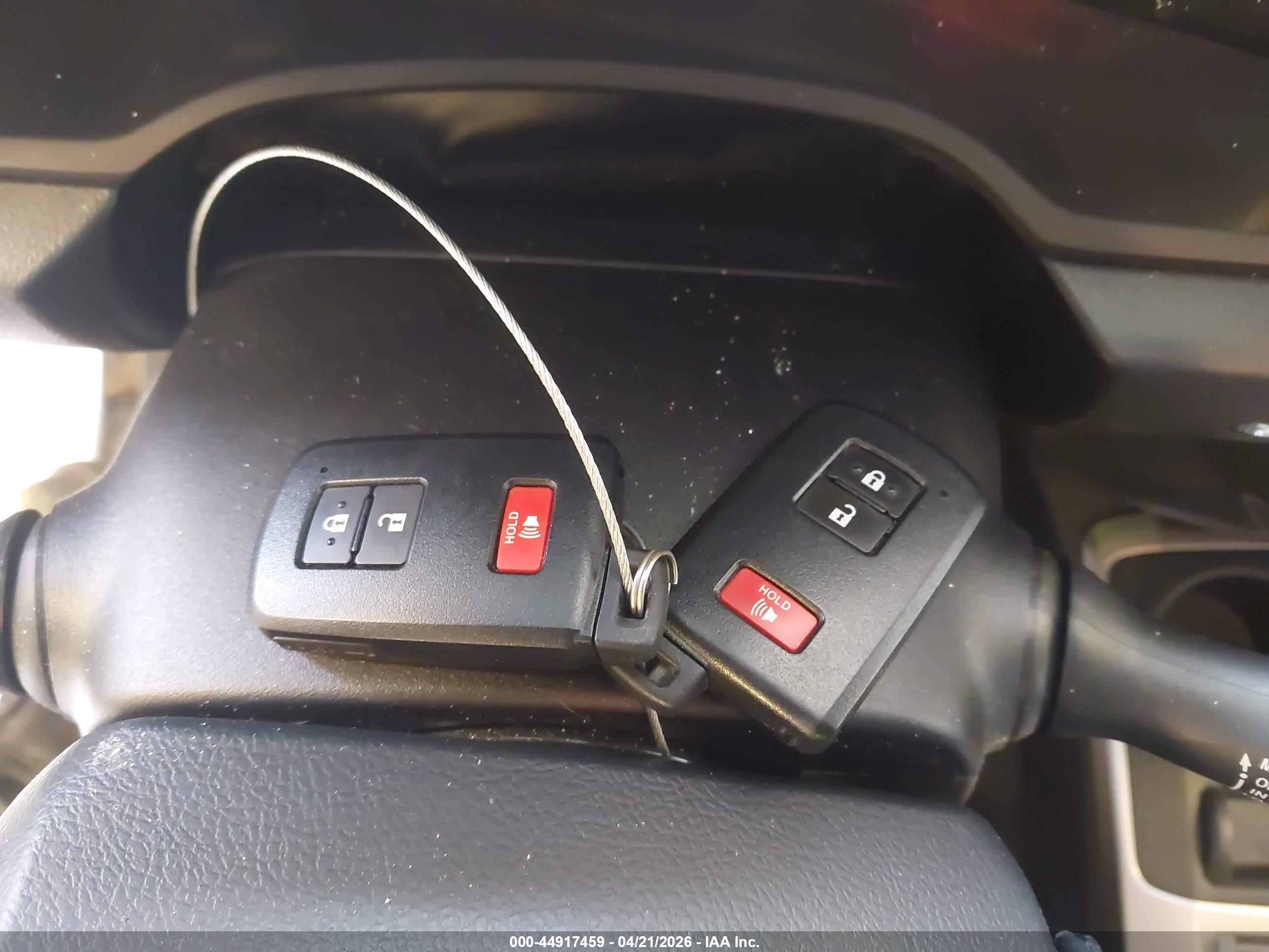 TOYOTA 4RUNNER image 11