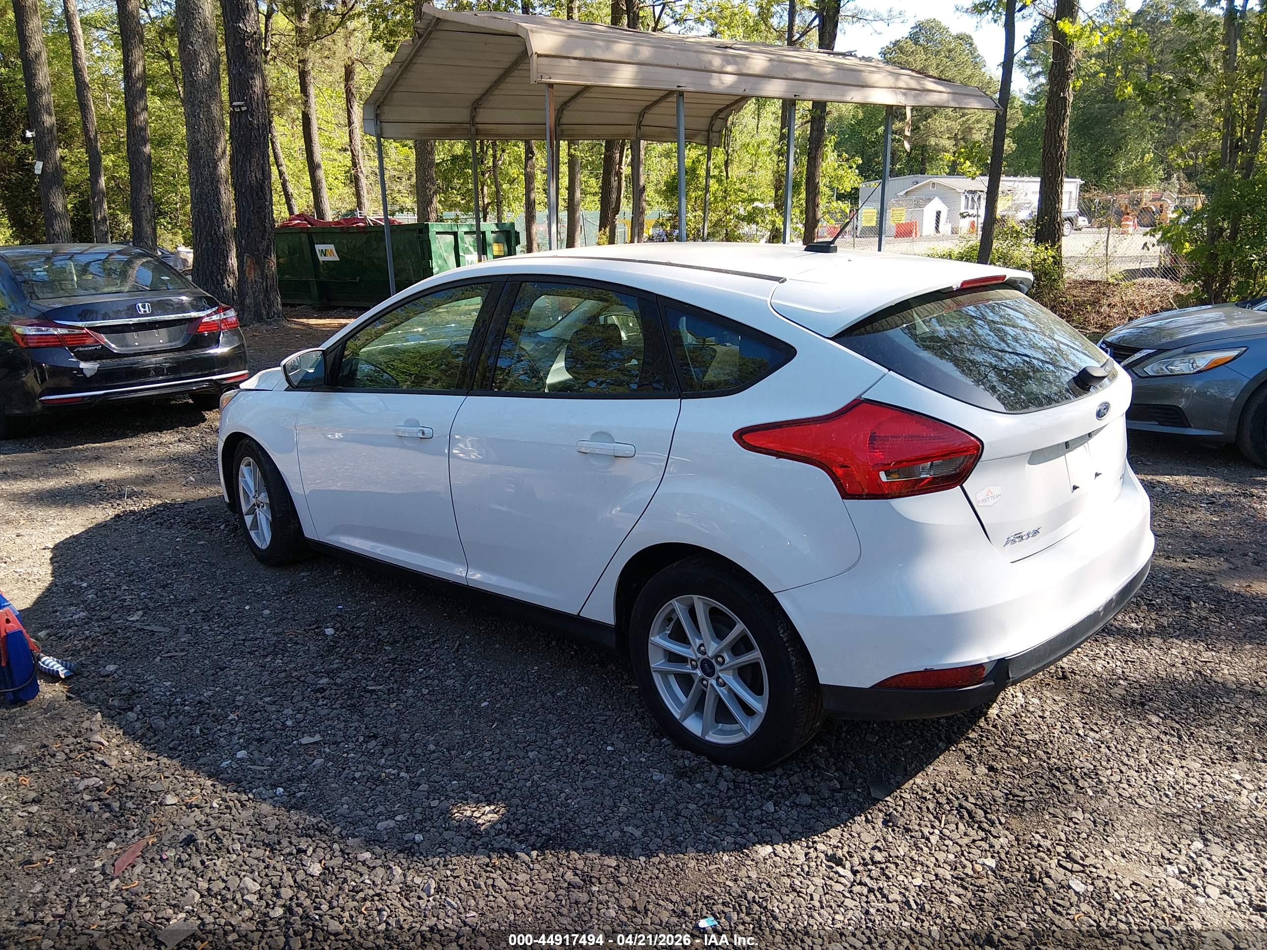 FORD FOCUS image 3