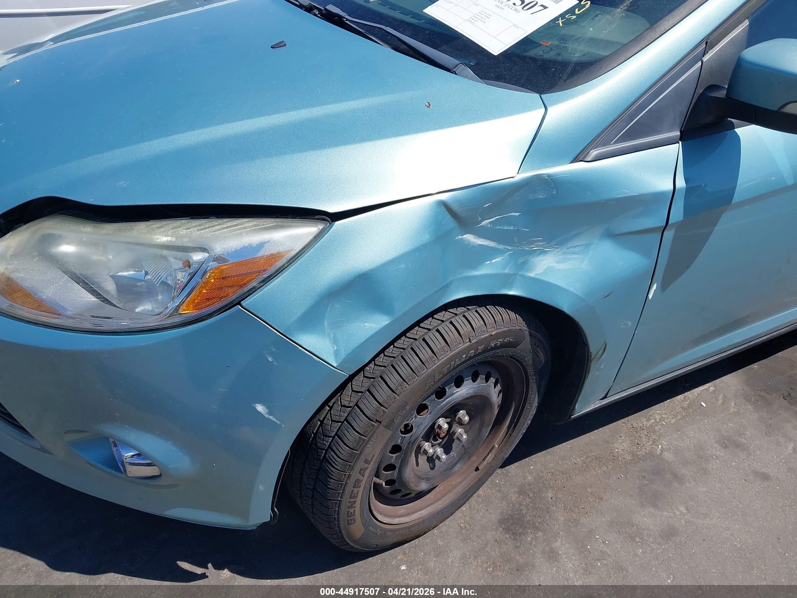 FORD FOCUS image 6