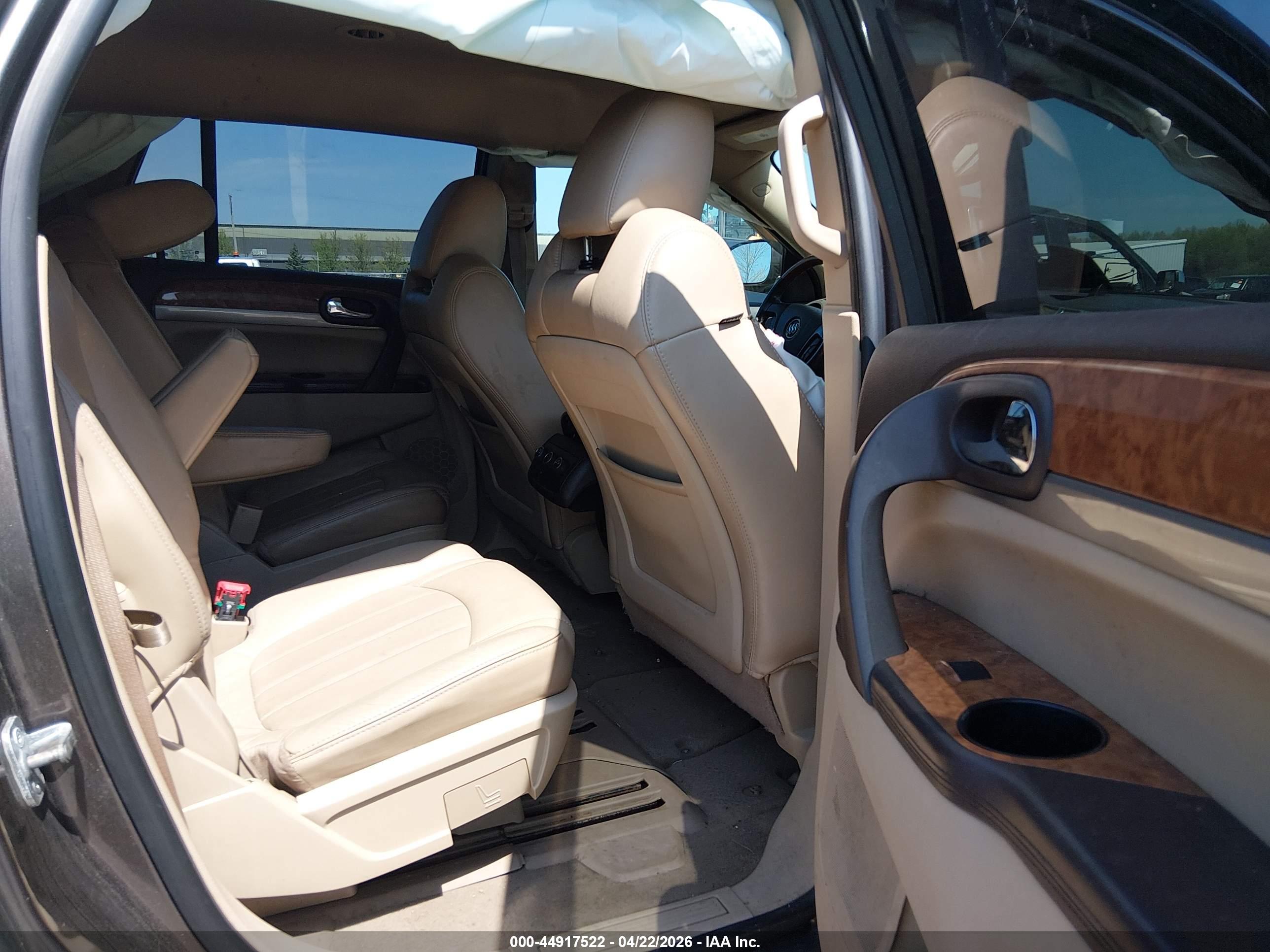 BUICK ENCLAVE image 8