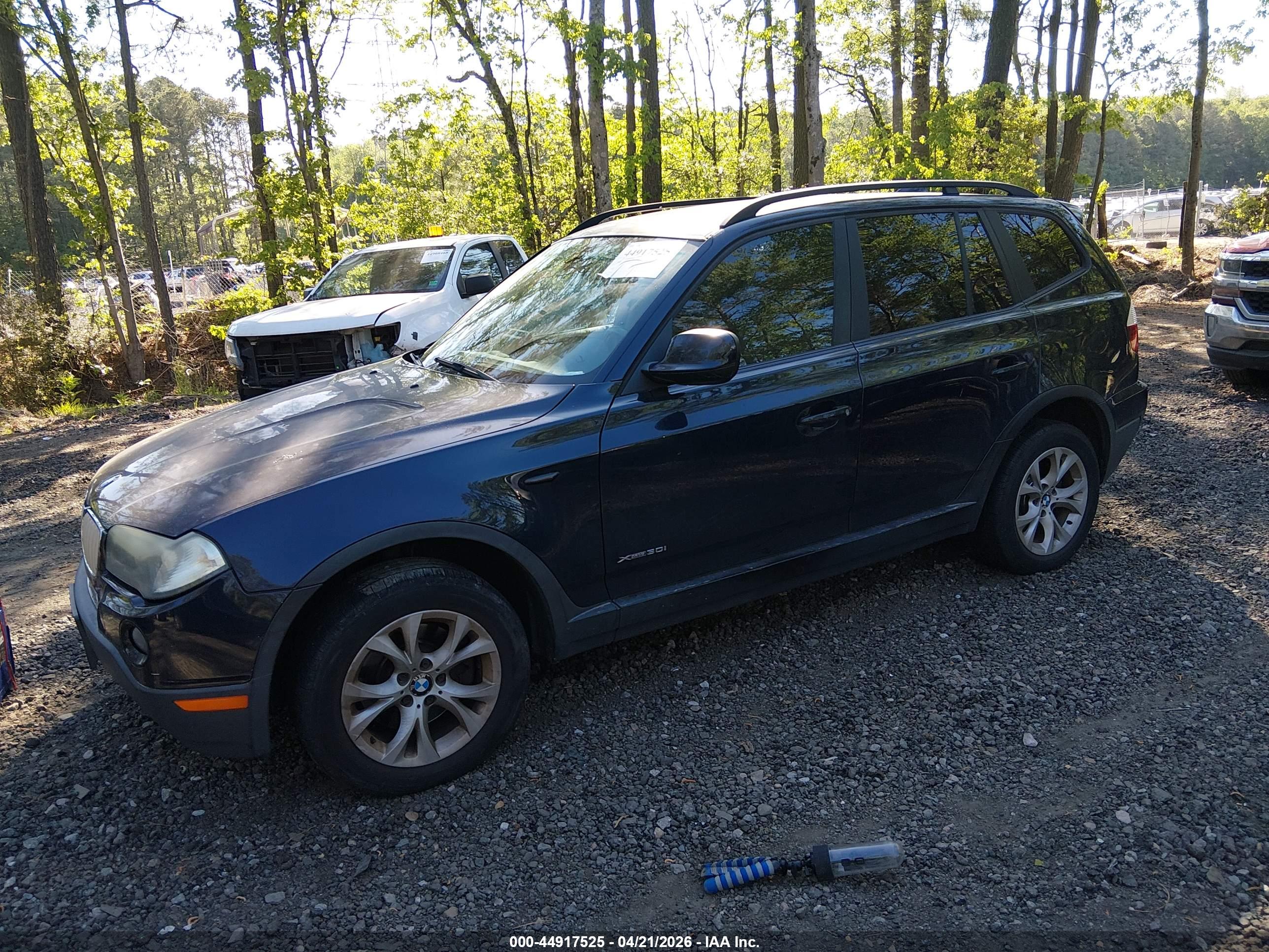 BMW X3 image 2