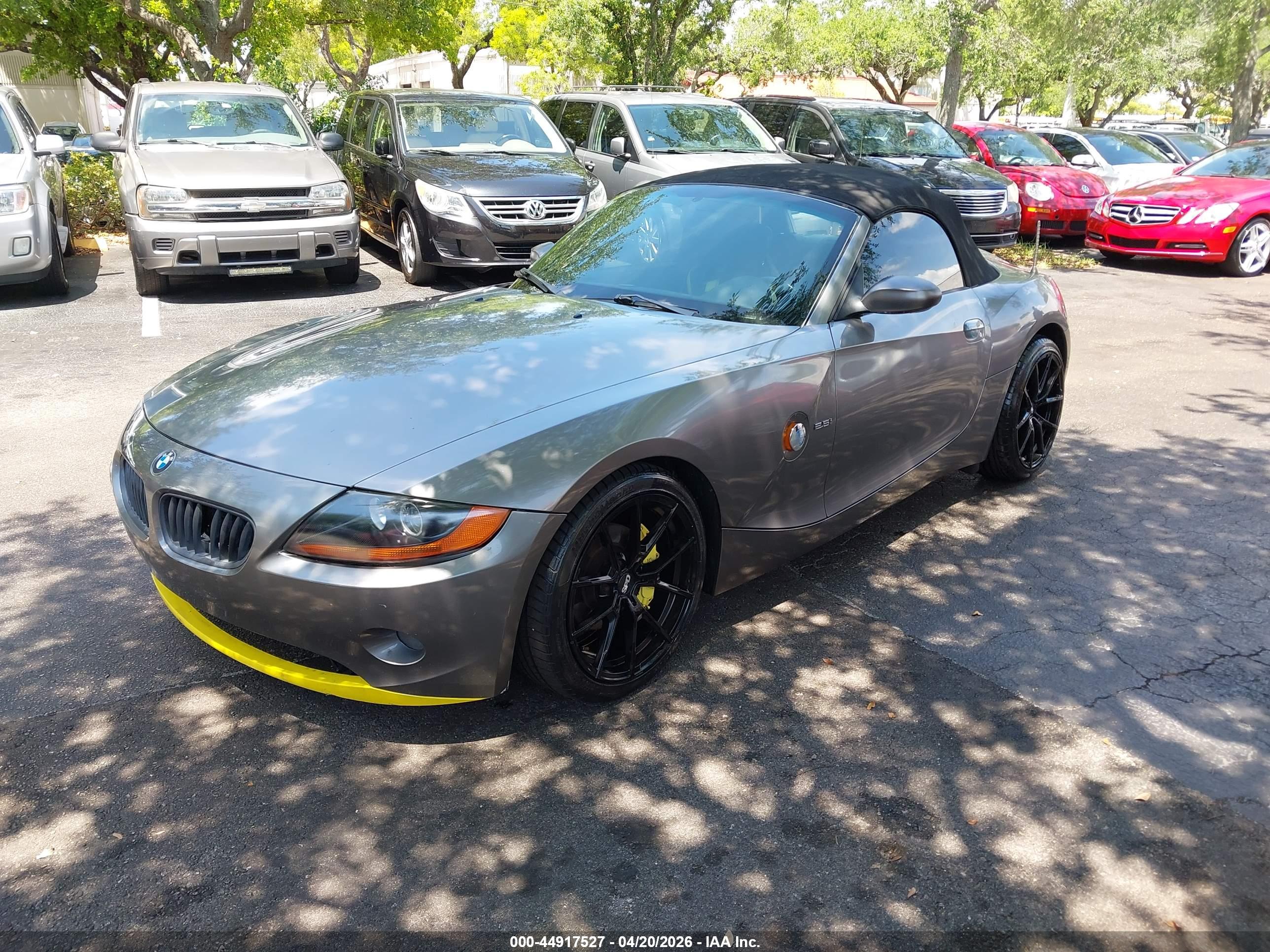 BMW Z4 image 2