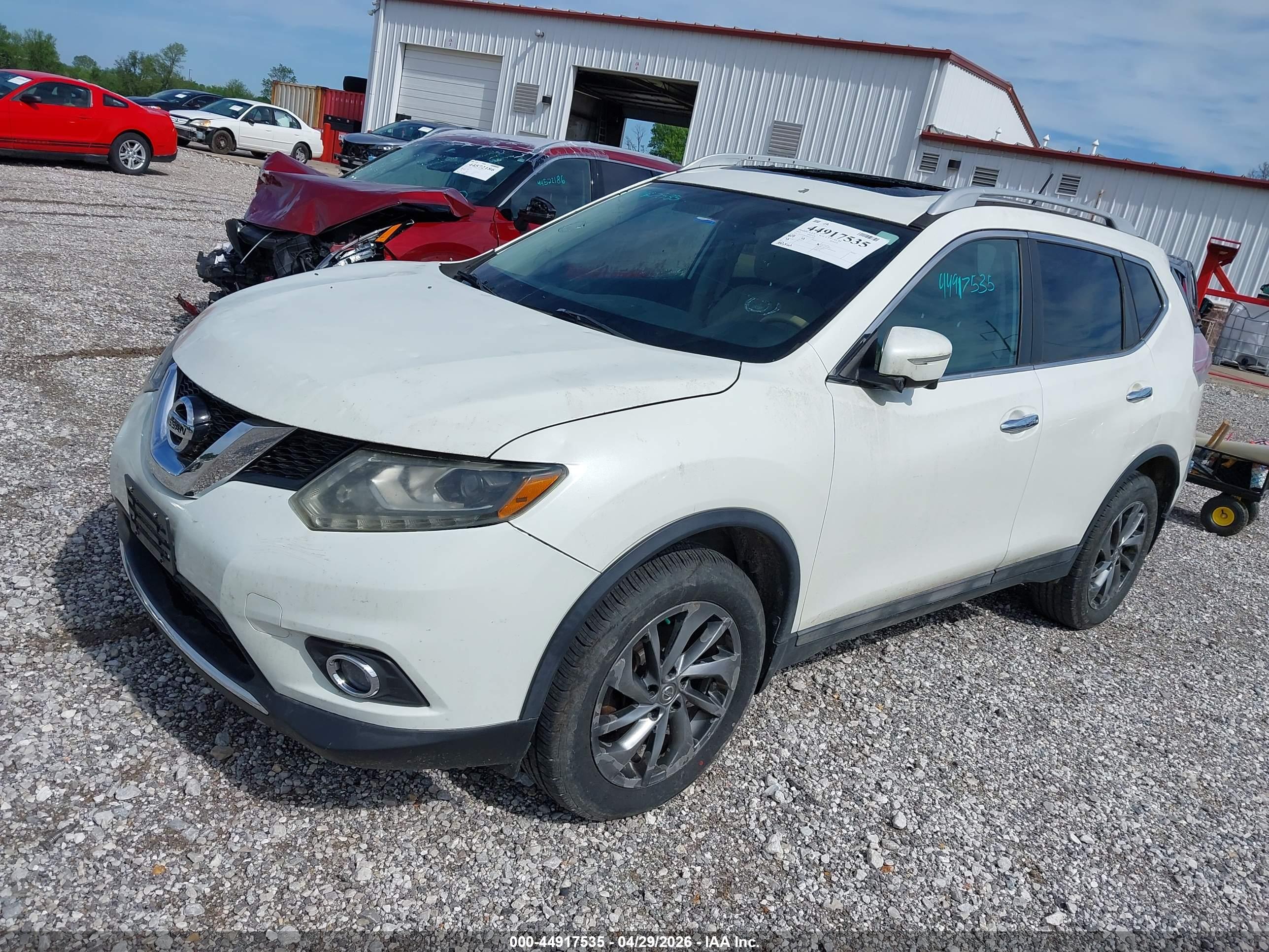 NISSAN ROGUE image 2