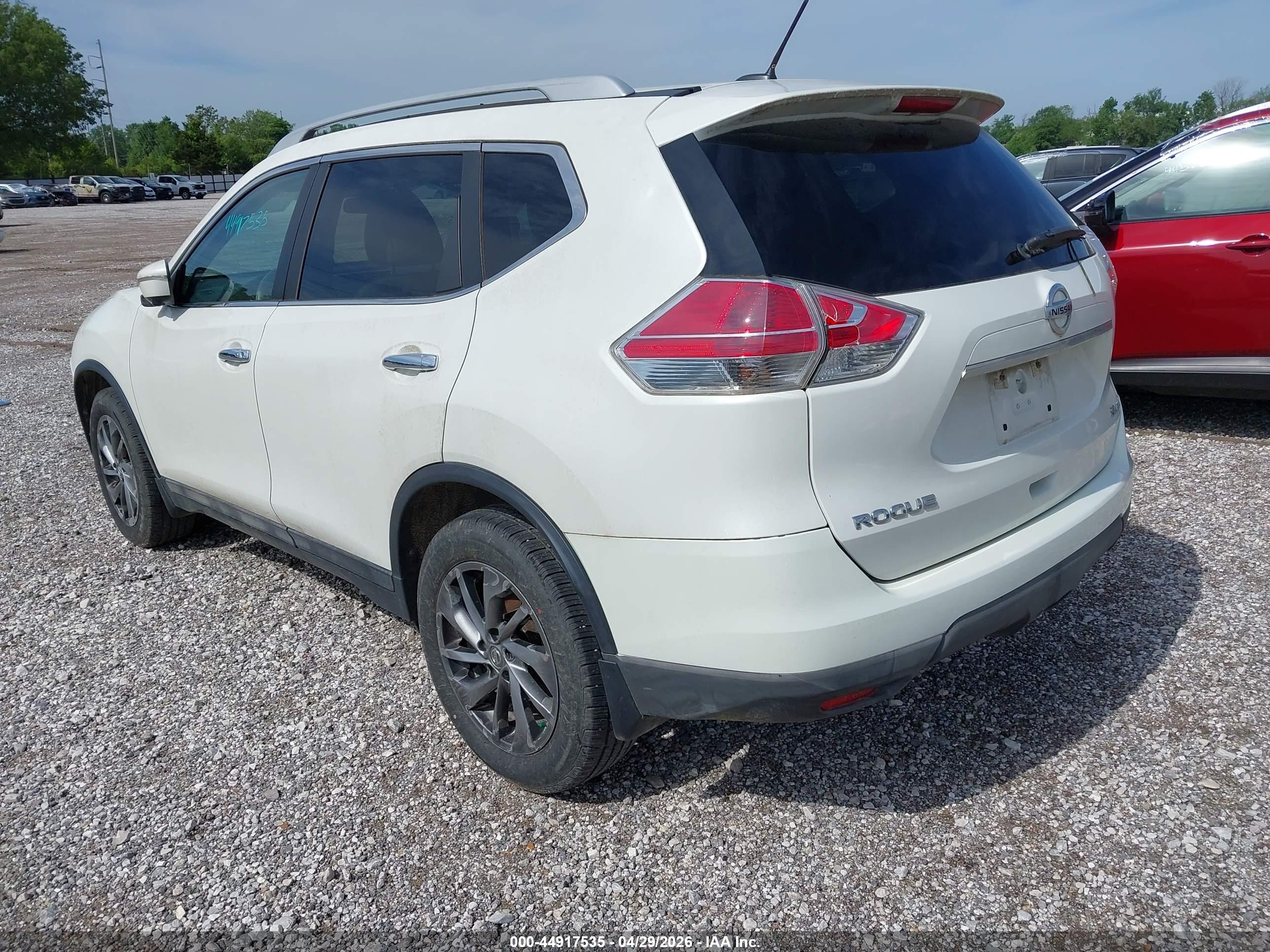 NISSAN ROGUE image 3