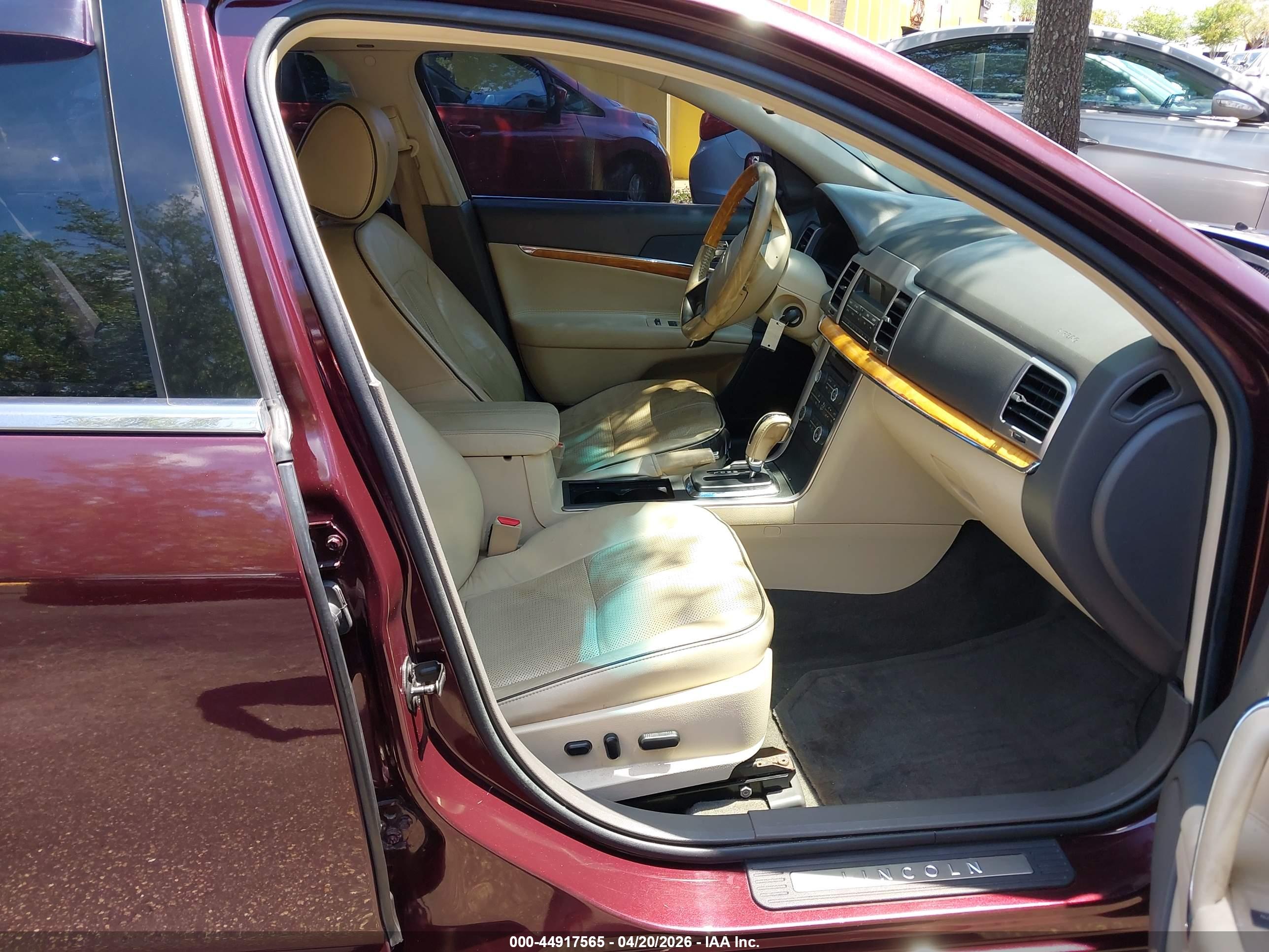 LINCOLN MKZ image 5