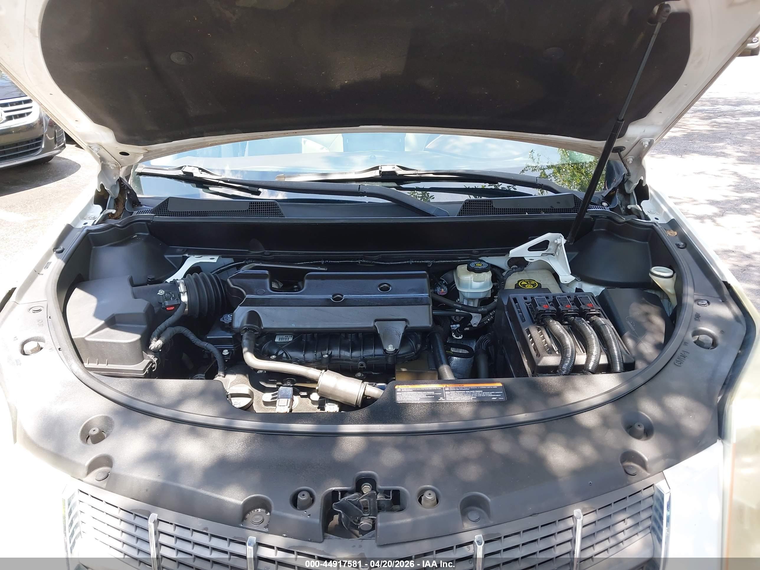 CADILLAC SRX image 10