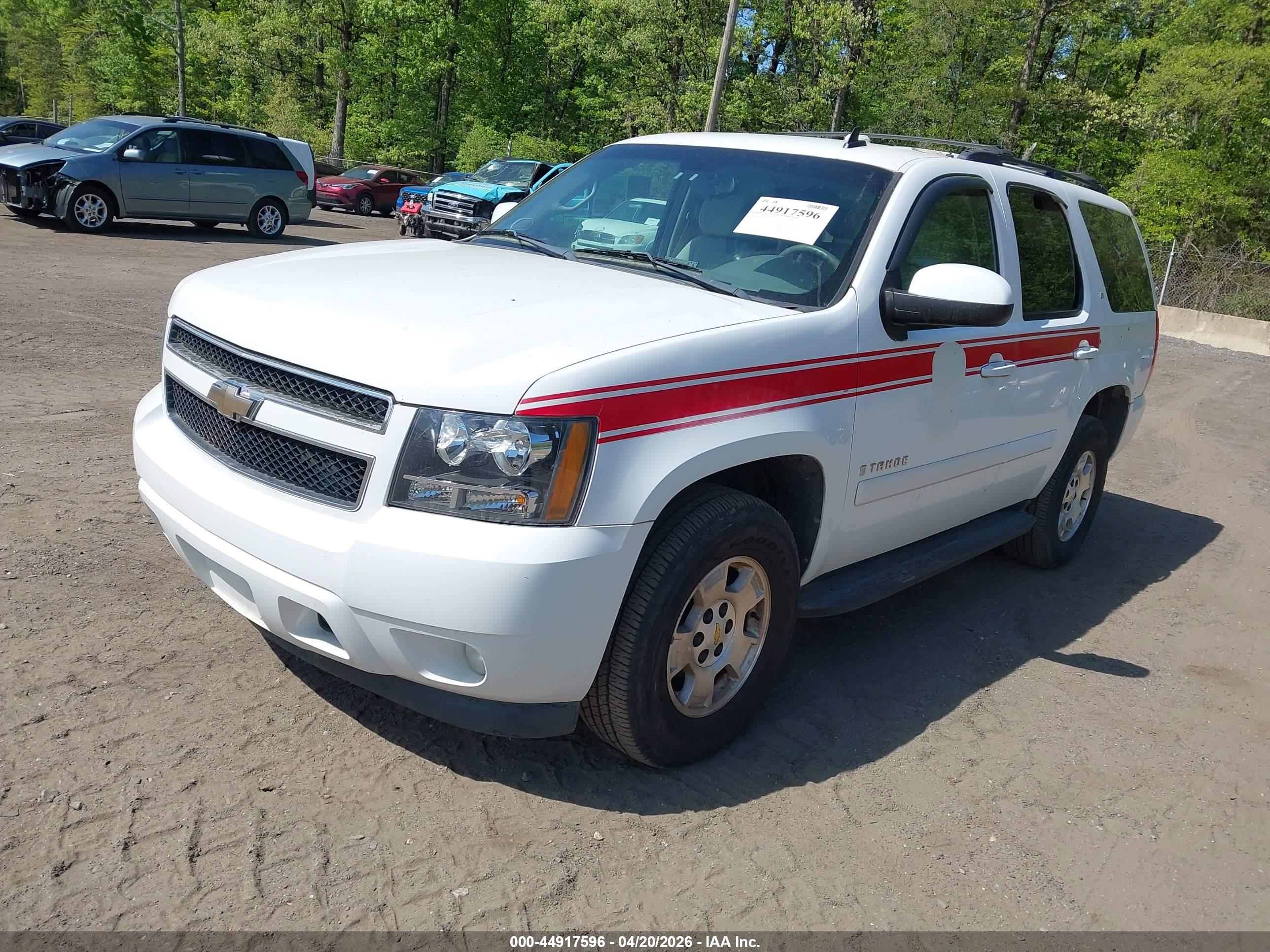 CHEVROLET TAHOE image 2