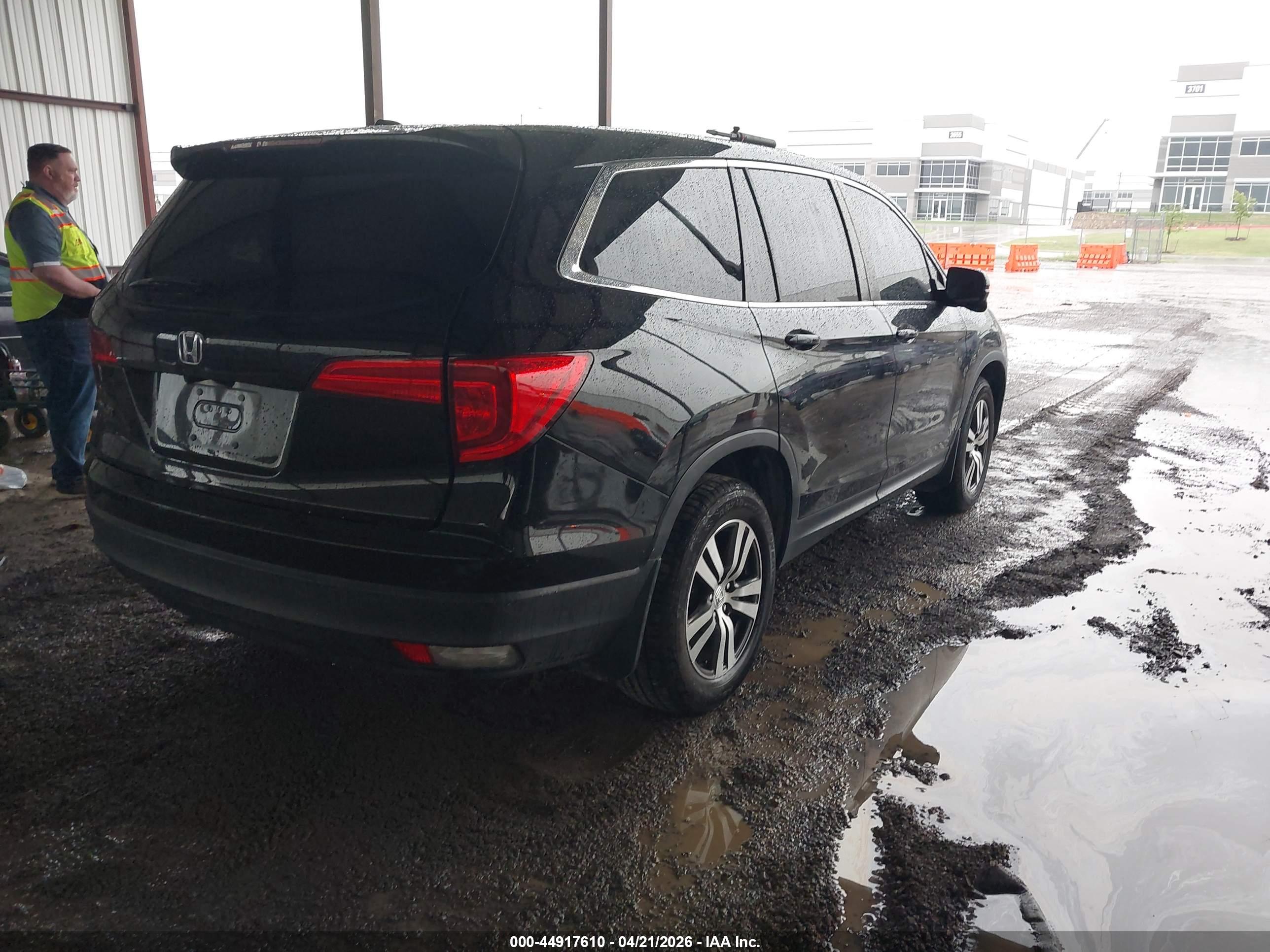 HONDA PILOT image 4