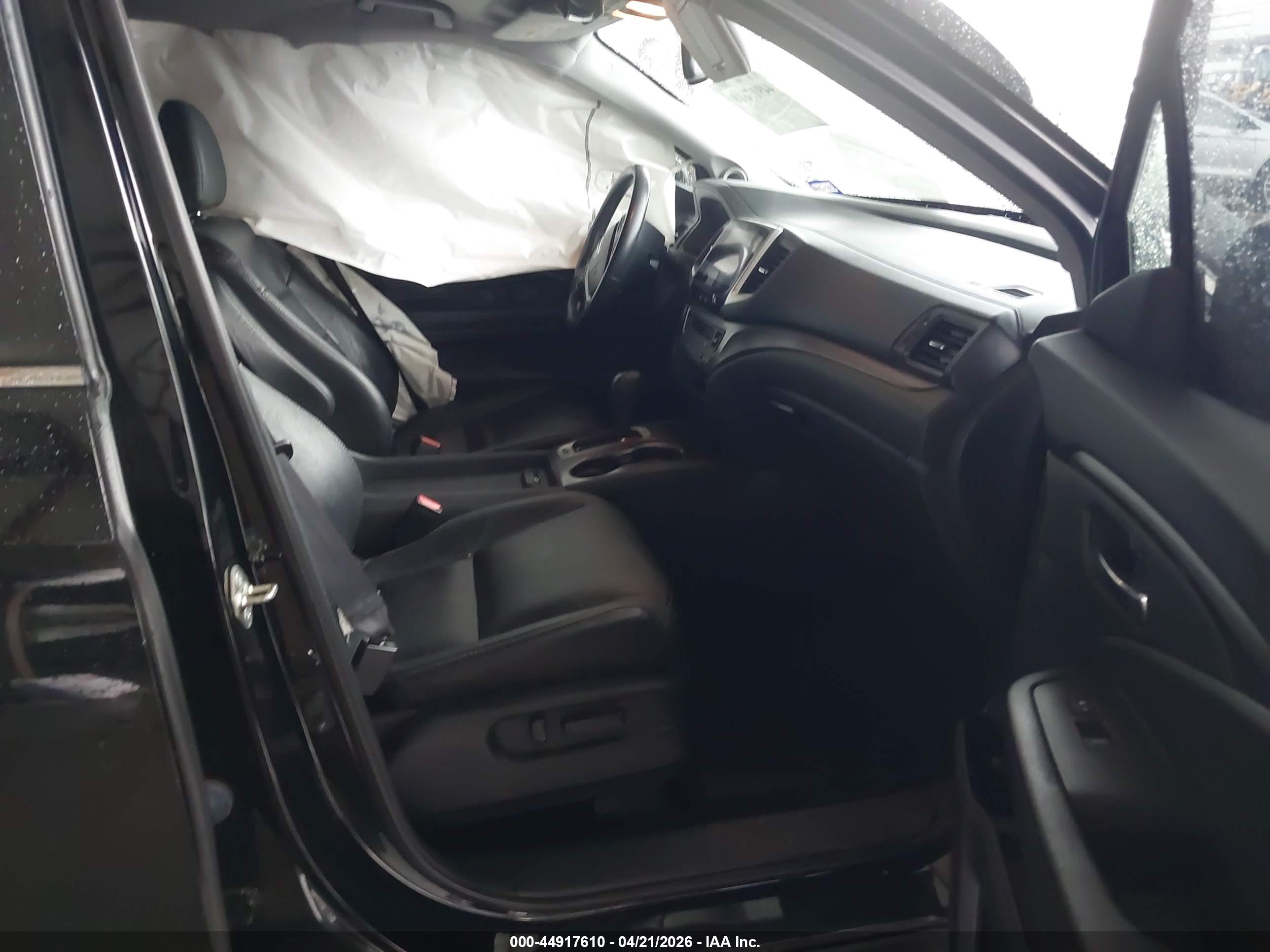 HONDA PILOT image 5