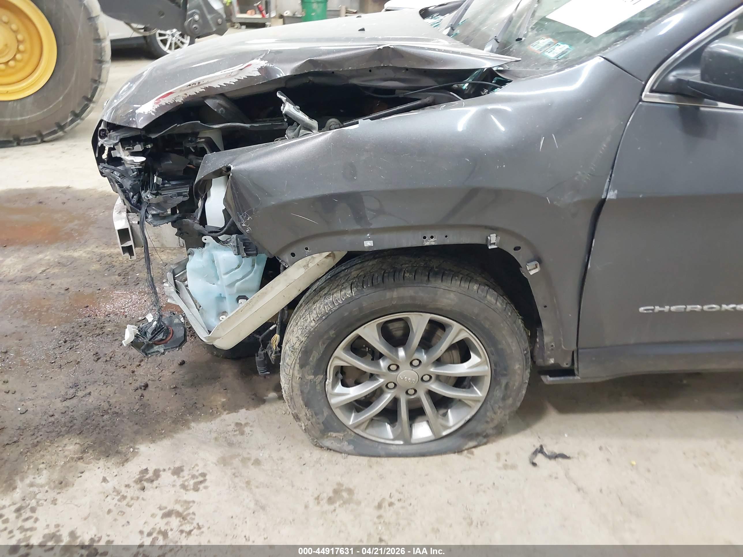 JEEP CHEROKEE image 6