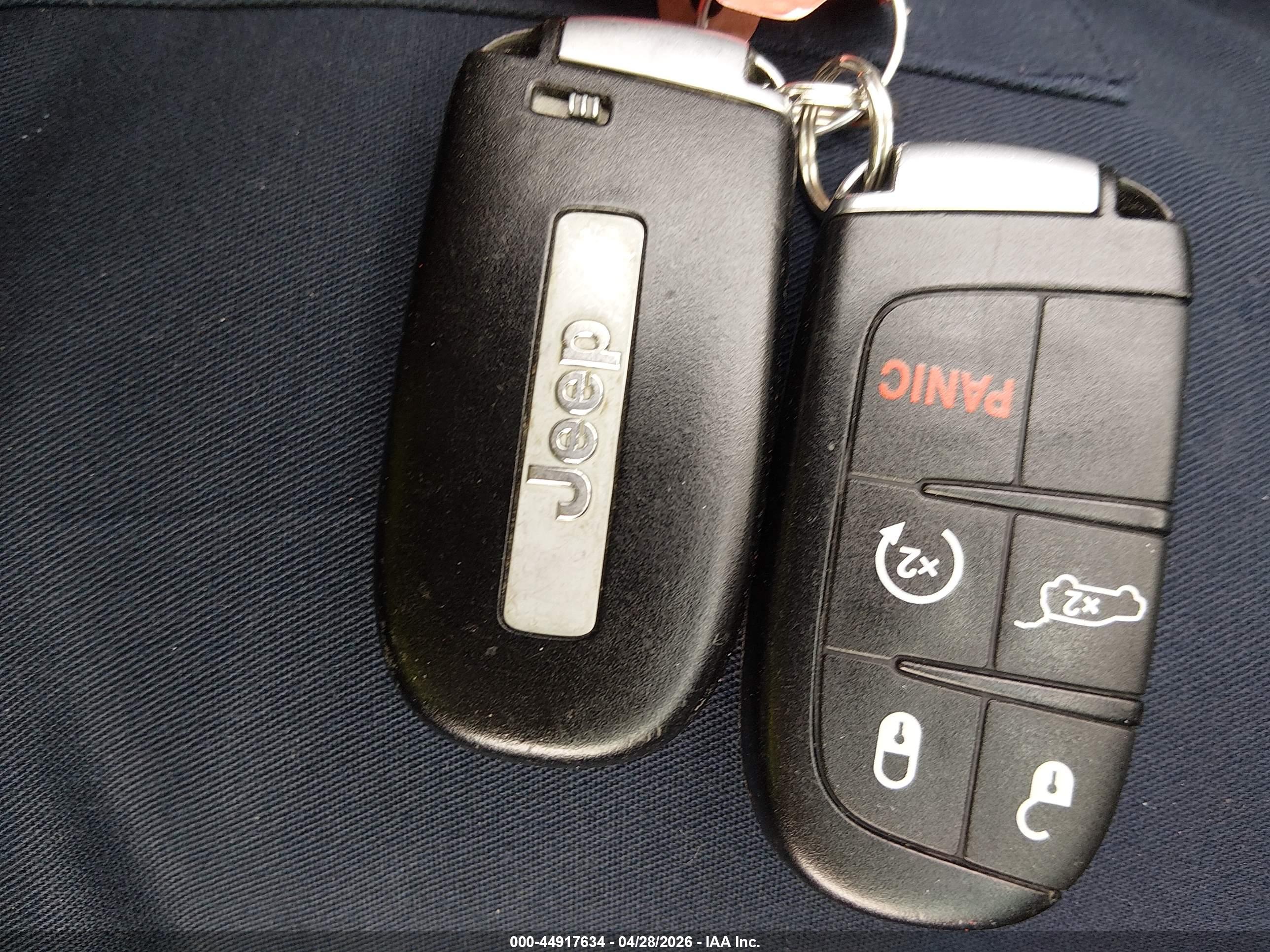 JEEP GRAND image 11