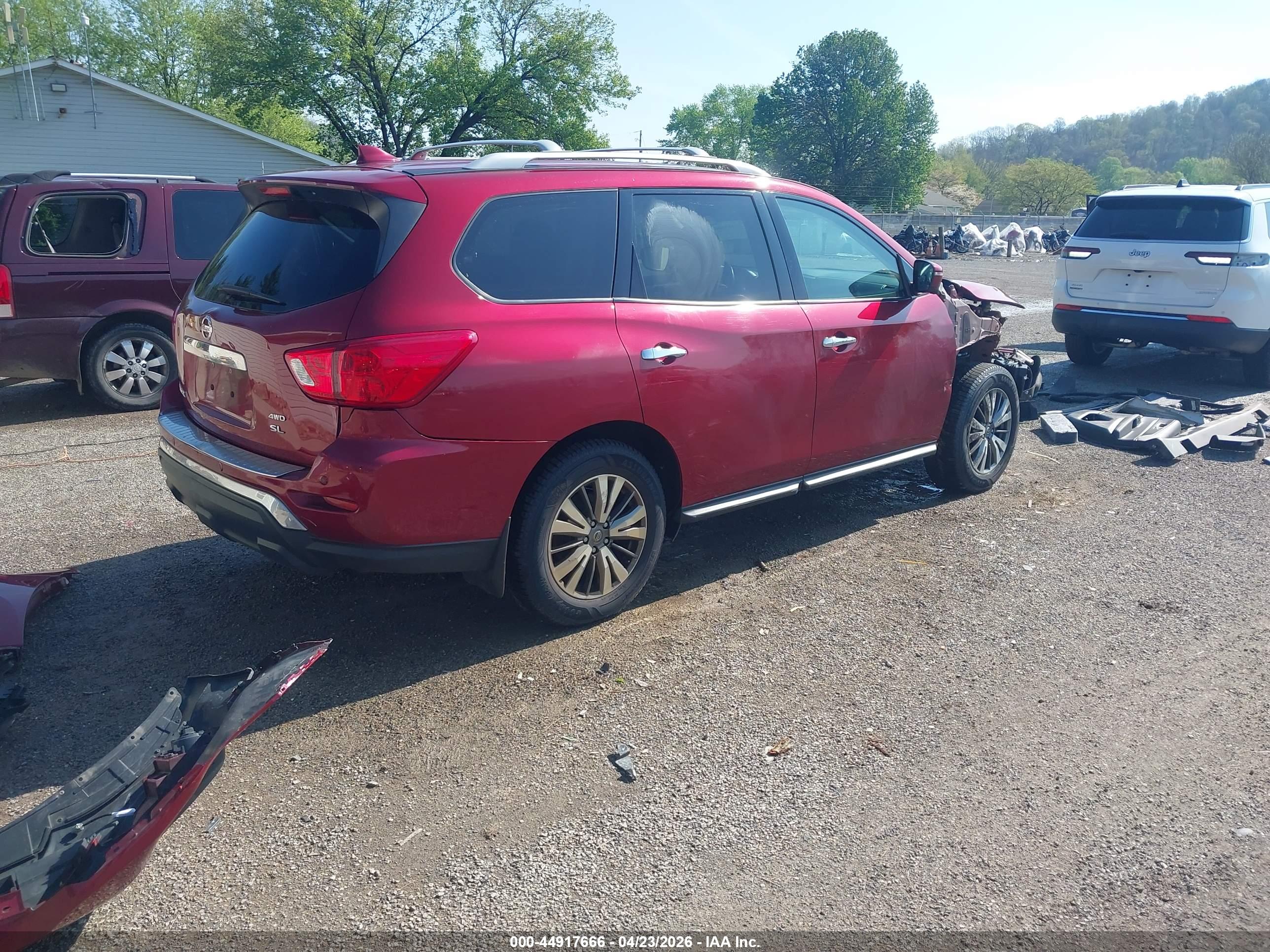 NISSAN PATHFINDER image 4