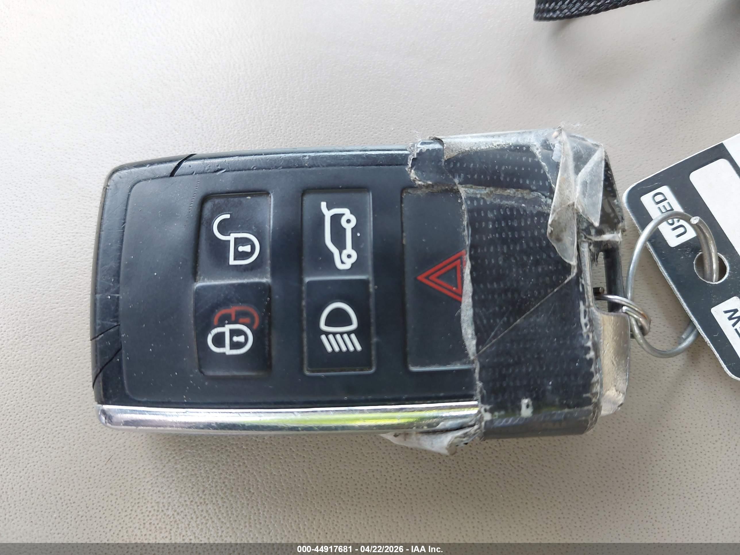 LAND ROVER image 11